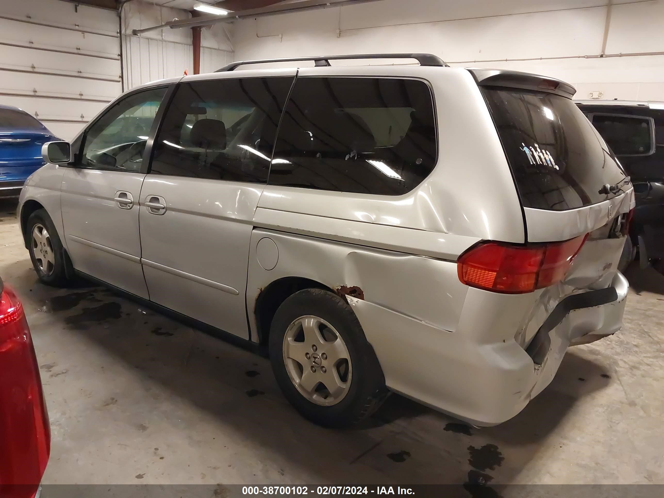 Photo 2 VIN: 2HKRL18601H588337 - HONDA ODYSSEY 