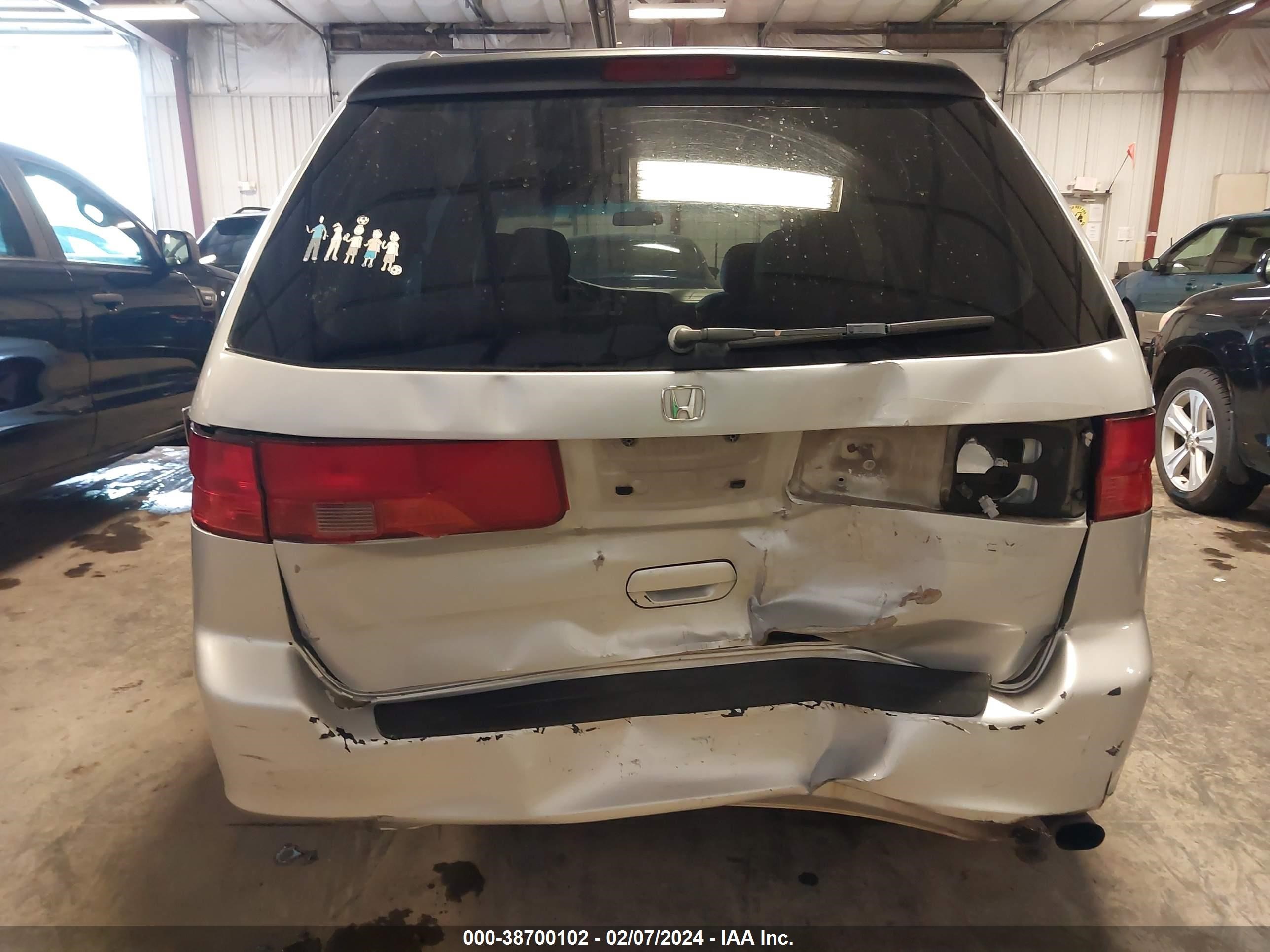 Photo 5 VIN: 2HKRL18601H588337 - HONDA ODYSSEY 