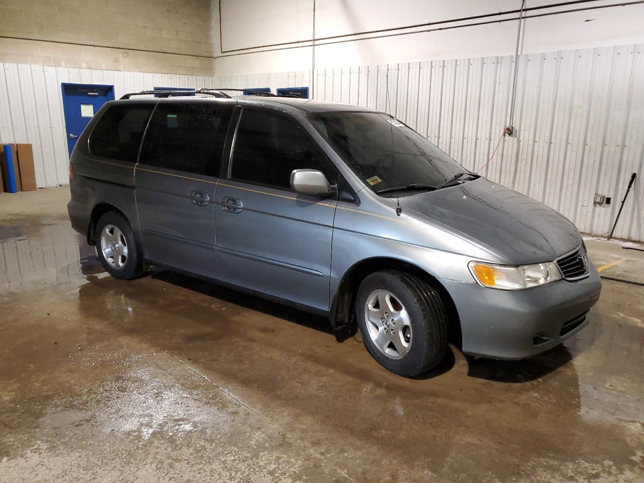 Photo 3 VIN: 2HKRL1861YH567670 - HONDA ODYSSEY 