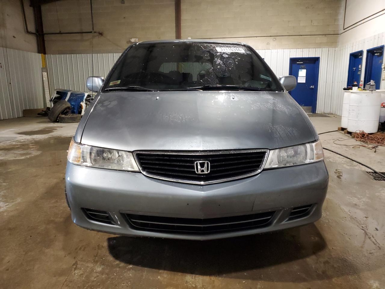 Photo 4 VIN: 2HKRL1861YH567670 - HONDA ODYSSEY 