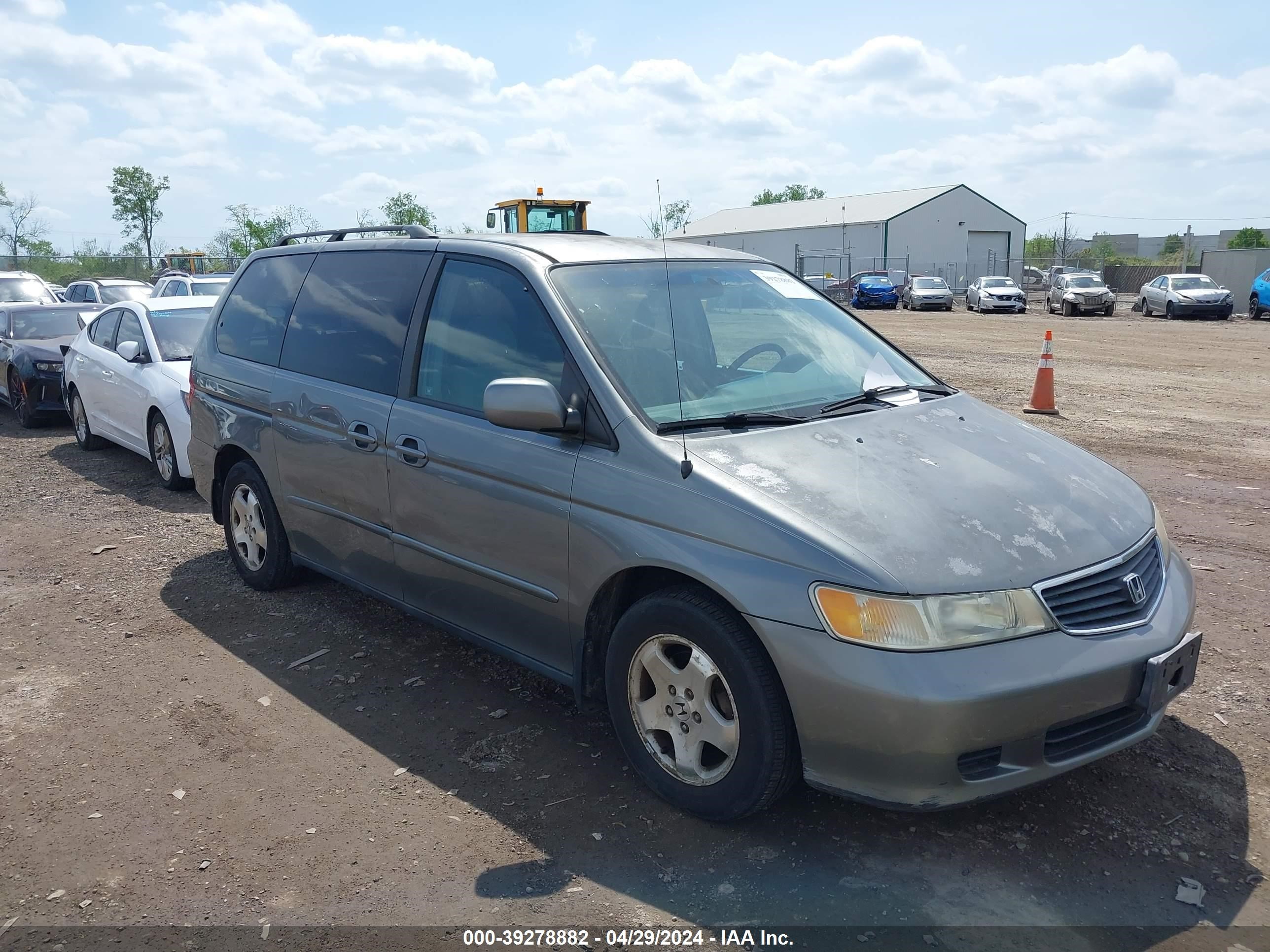 Photo 0 VIN: 2HKRL18621H565593 - HONDA ODYSSEY 