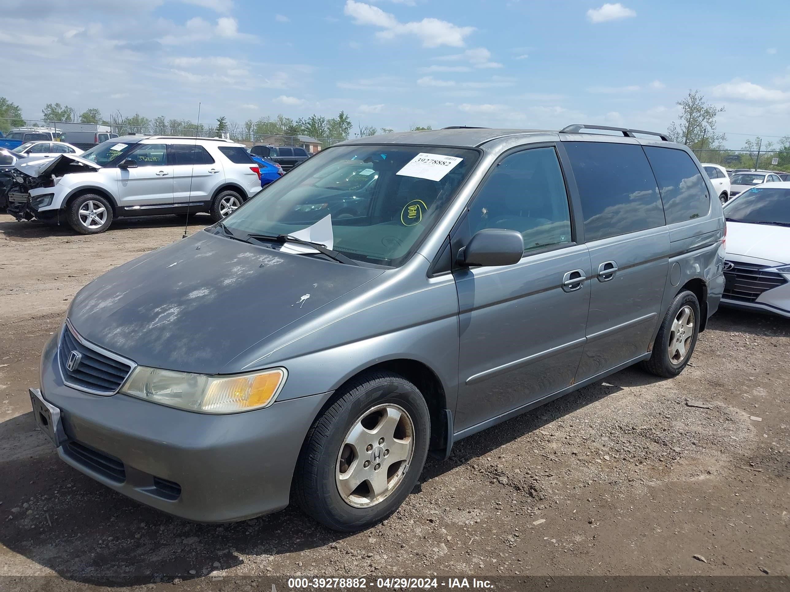 Photo 1 VIN: 2HKRL18621H565593 - HONDA ODYSSEY 