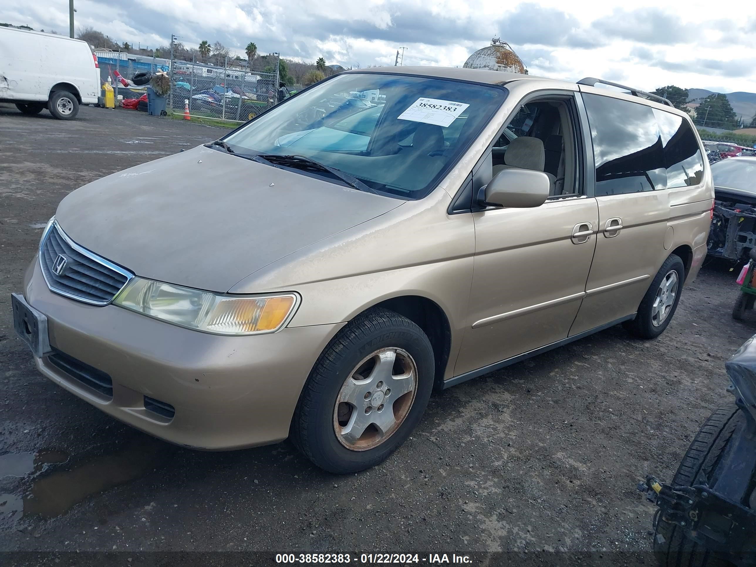 Photo 1 VIN: 2HKRL18631H590180 - HONDA ODYSSEY 