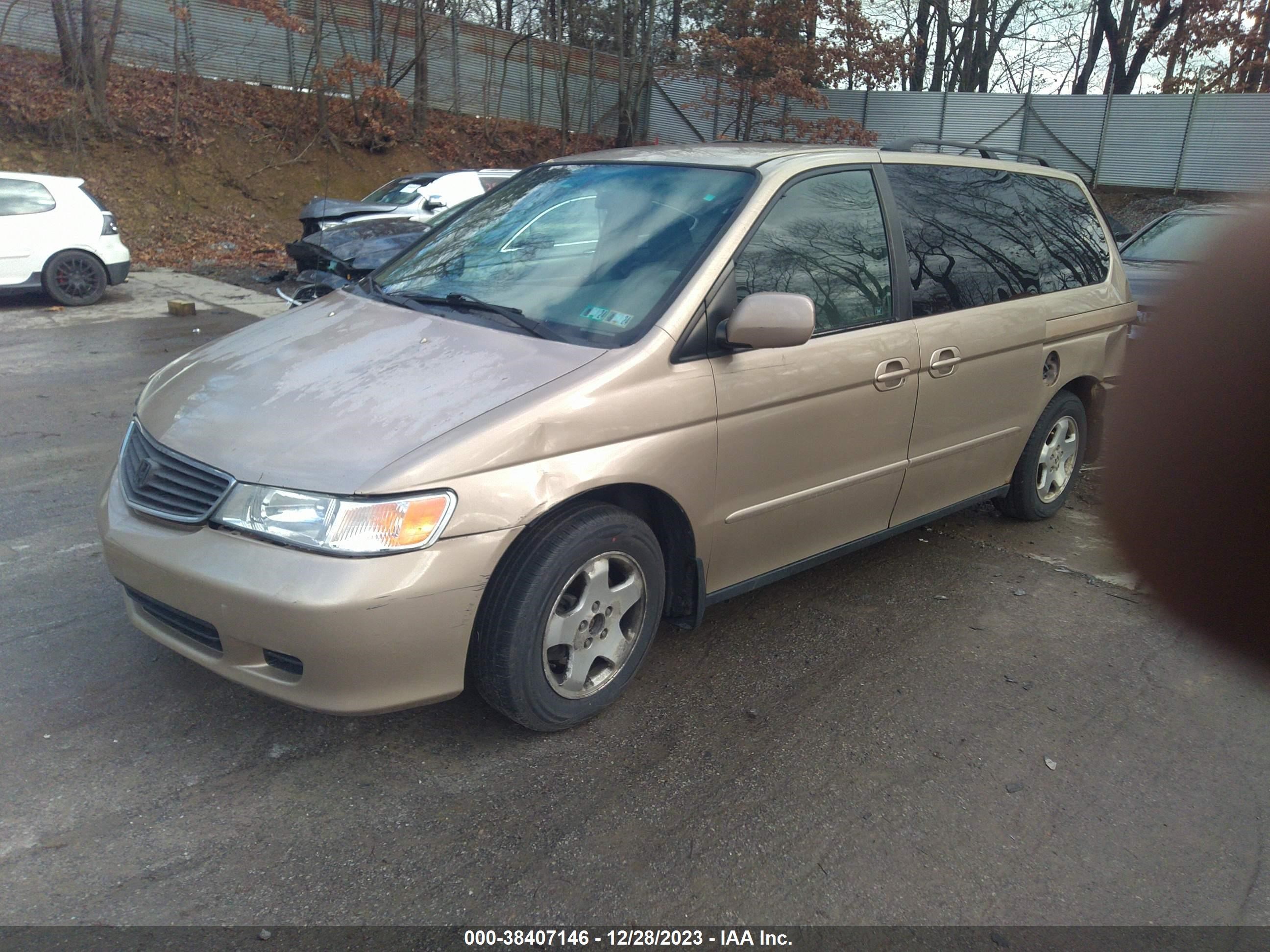 Photo 1 VIN: 2HKRL18641H610727 - HONDA ODYSSEY 