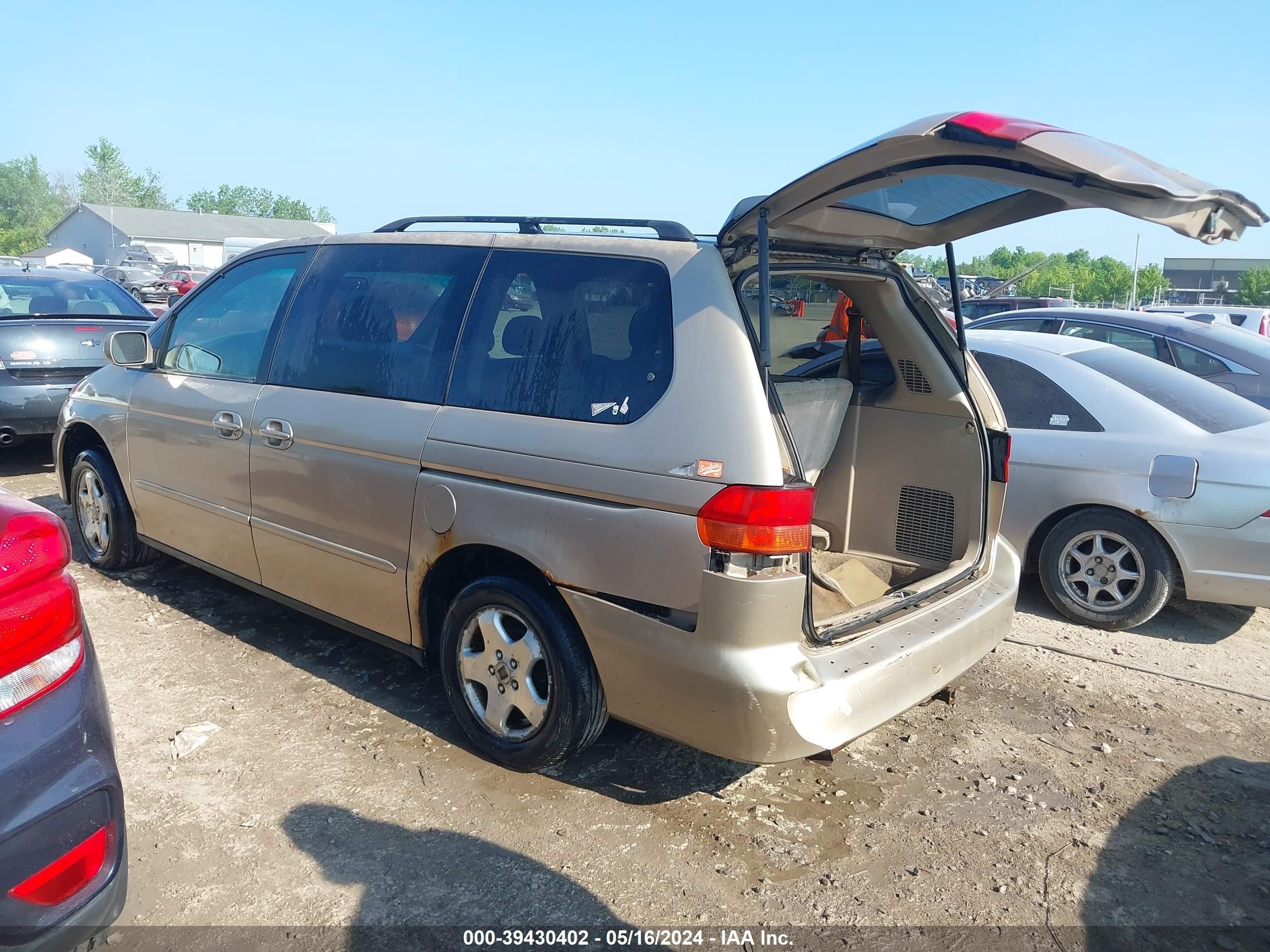 Photo 2 VIN: 2HKRL1864XH546164 - HONDA ODYSSEY 