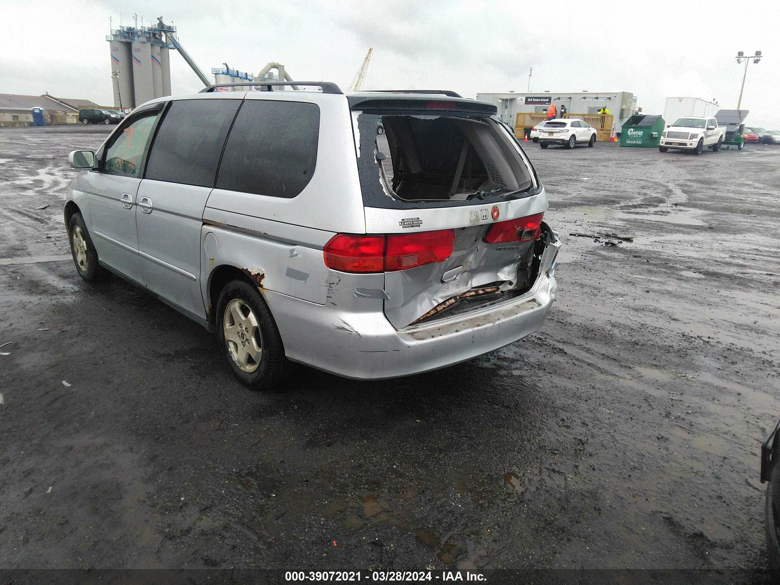 Photo 2 VIN: 2HKRL18651H507381 - HONDA ODYSSEY 