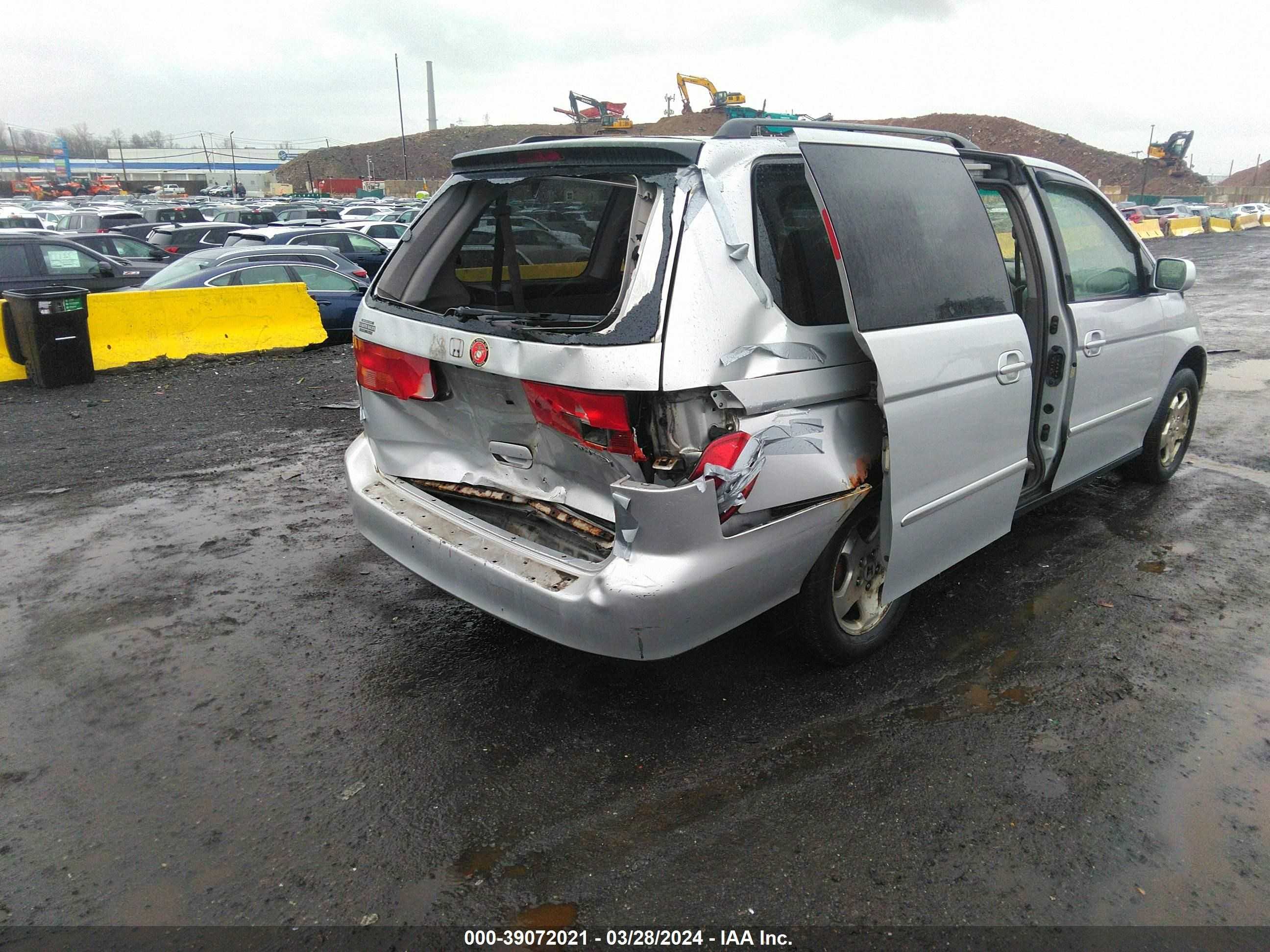 Photo 3 VIN: 2HKRL18651H507381 - HONDA ODYSSEY 