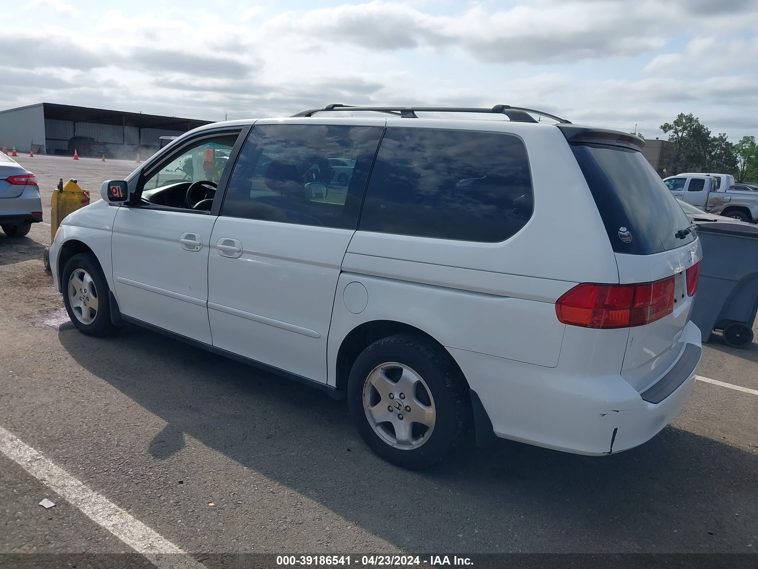 Photo 2 VIN: 2HKRL18651H514847 - HONDA ODYSSEY 