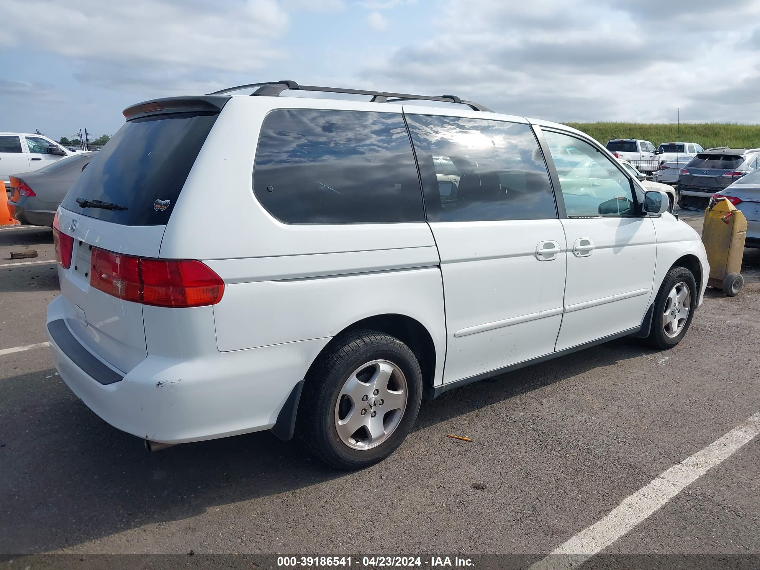 Photo 3 VIN: 2HKRL18651H514847 - HONDA ODYSSEY 