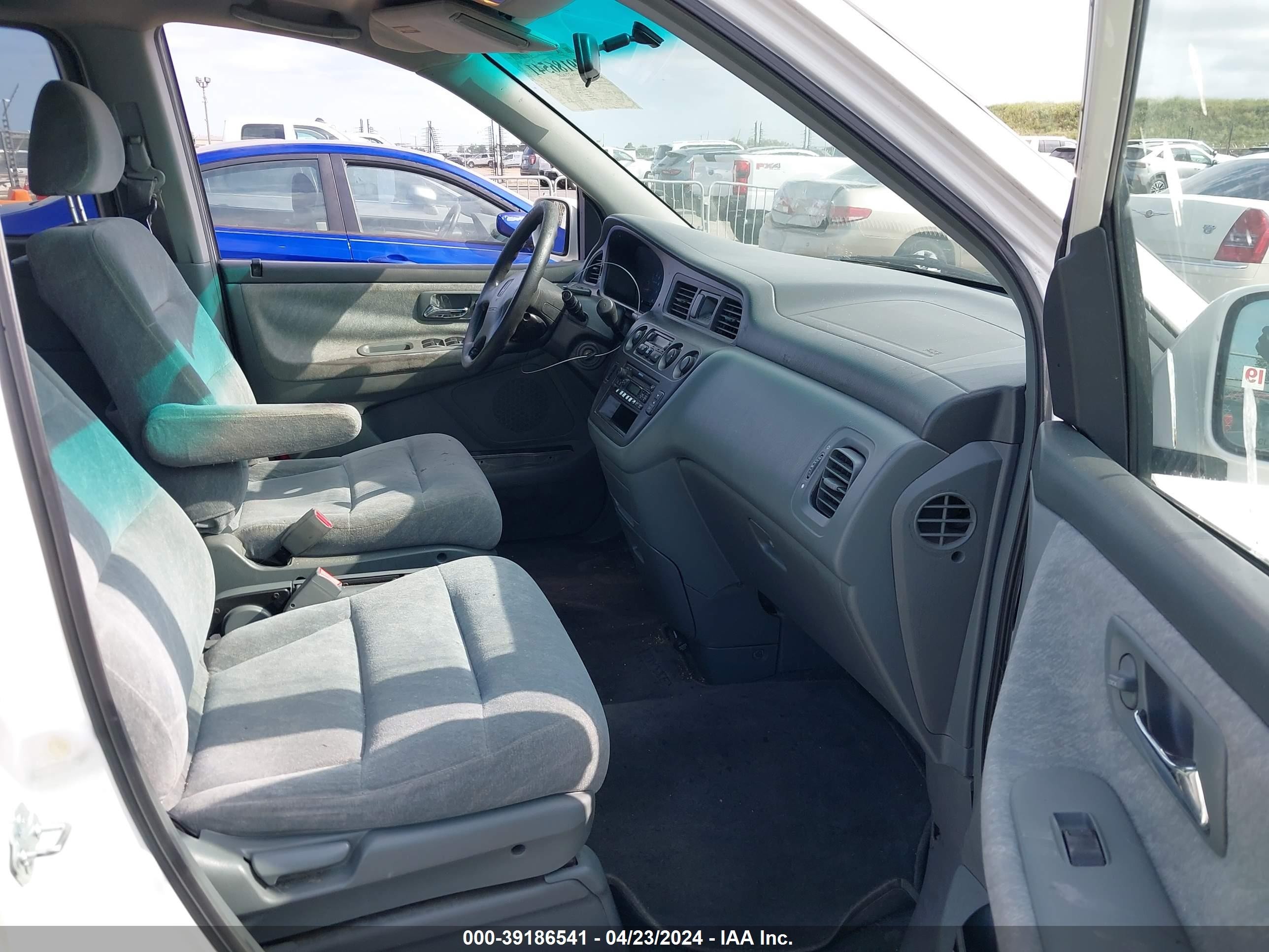 Photo 4 VIN: 2HKRL18651H514847 - HONDA ODYSSEY 