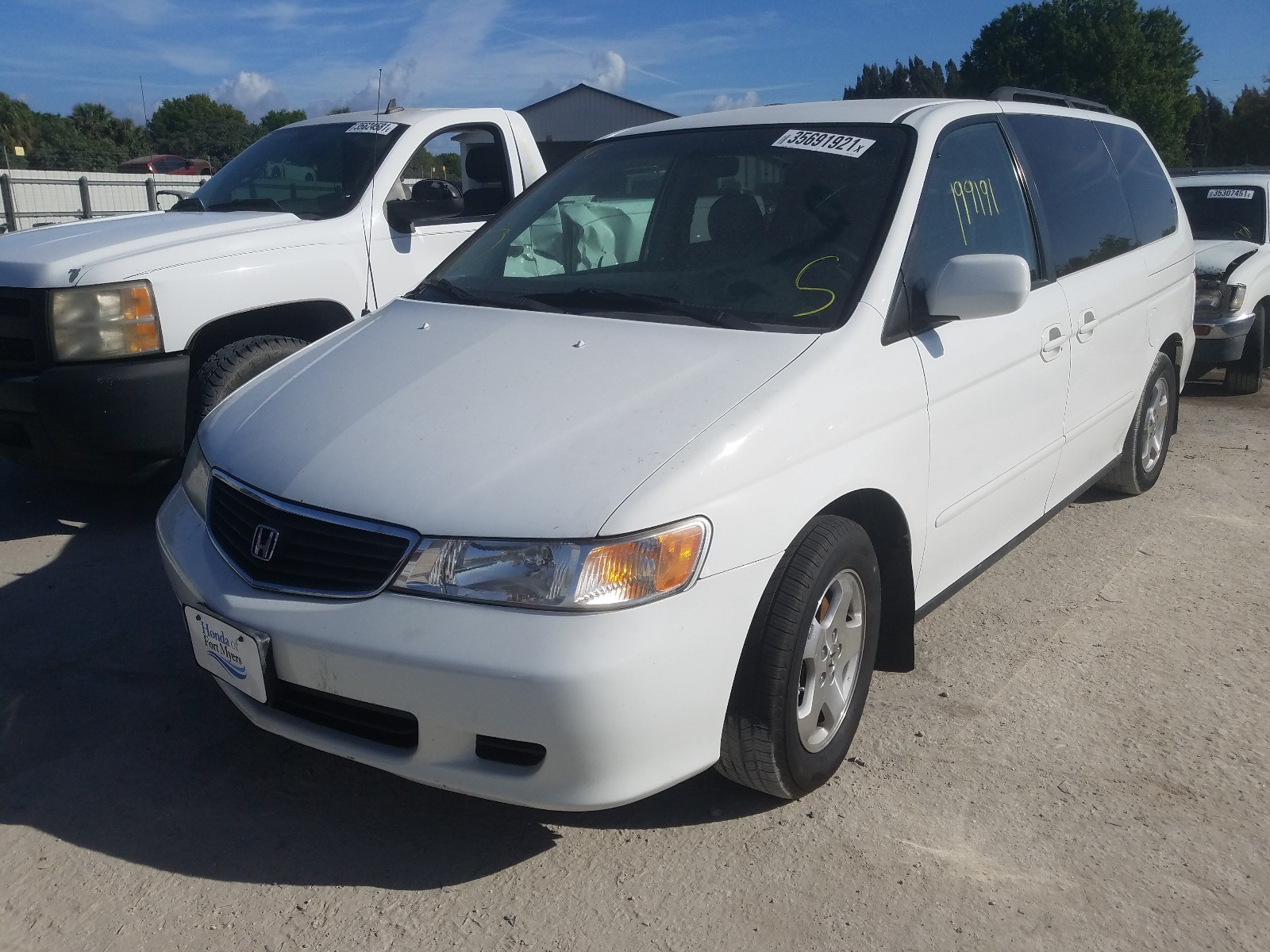 Photo 1 VIN: 2HKRL1865YH508976 - HONDA ODYSSEY EX 