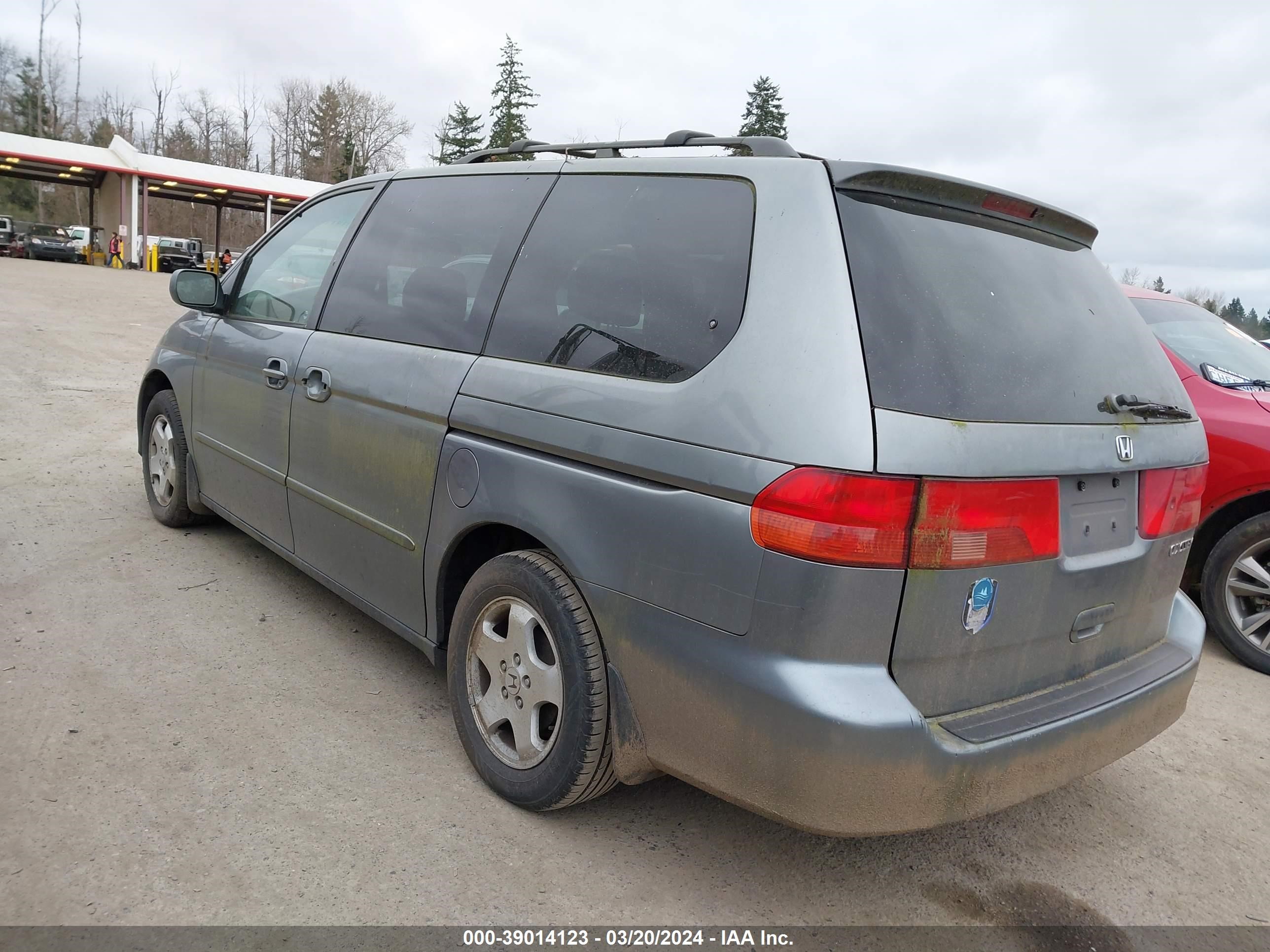 Photo 2 VIN: 2HKRL1868XH516052 - HONDA ODYSSEY 