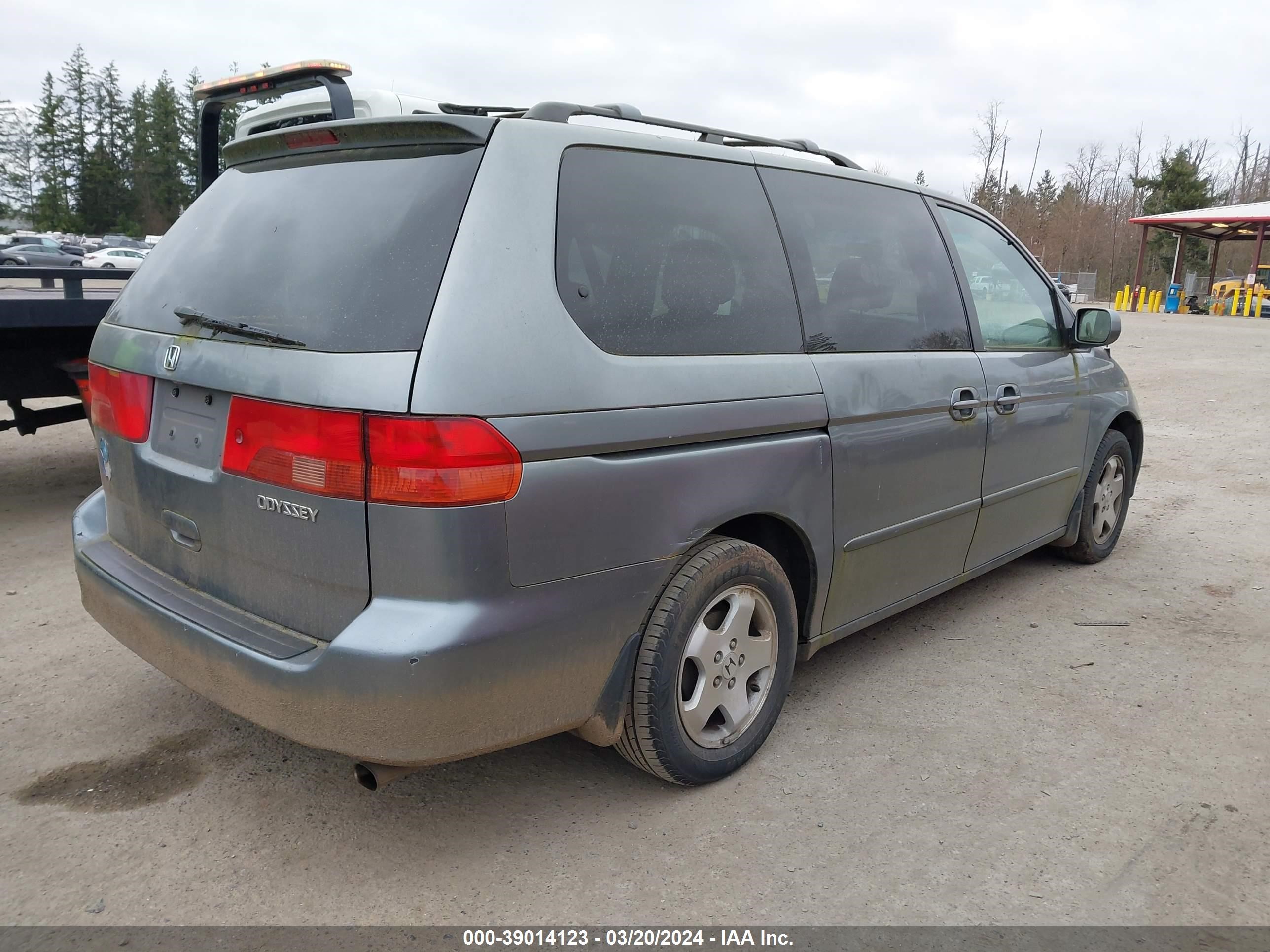 Photo 3 VIN: 2HKRL1868XH516052 - HONDA ODYSSEY 