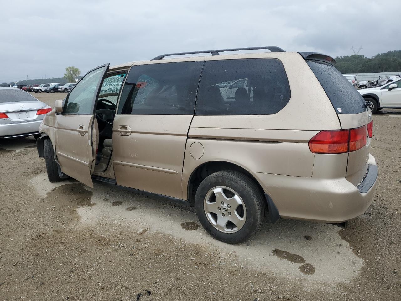 Photo 1 VIN: 2HKRL1868YH526324 - HONDA ODYSSEY 