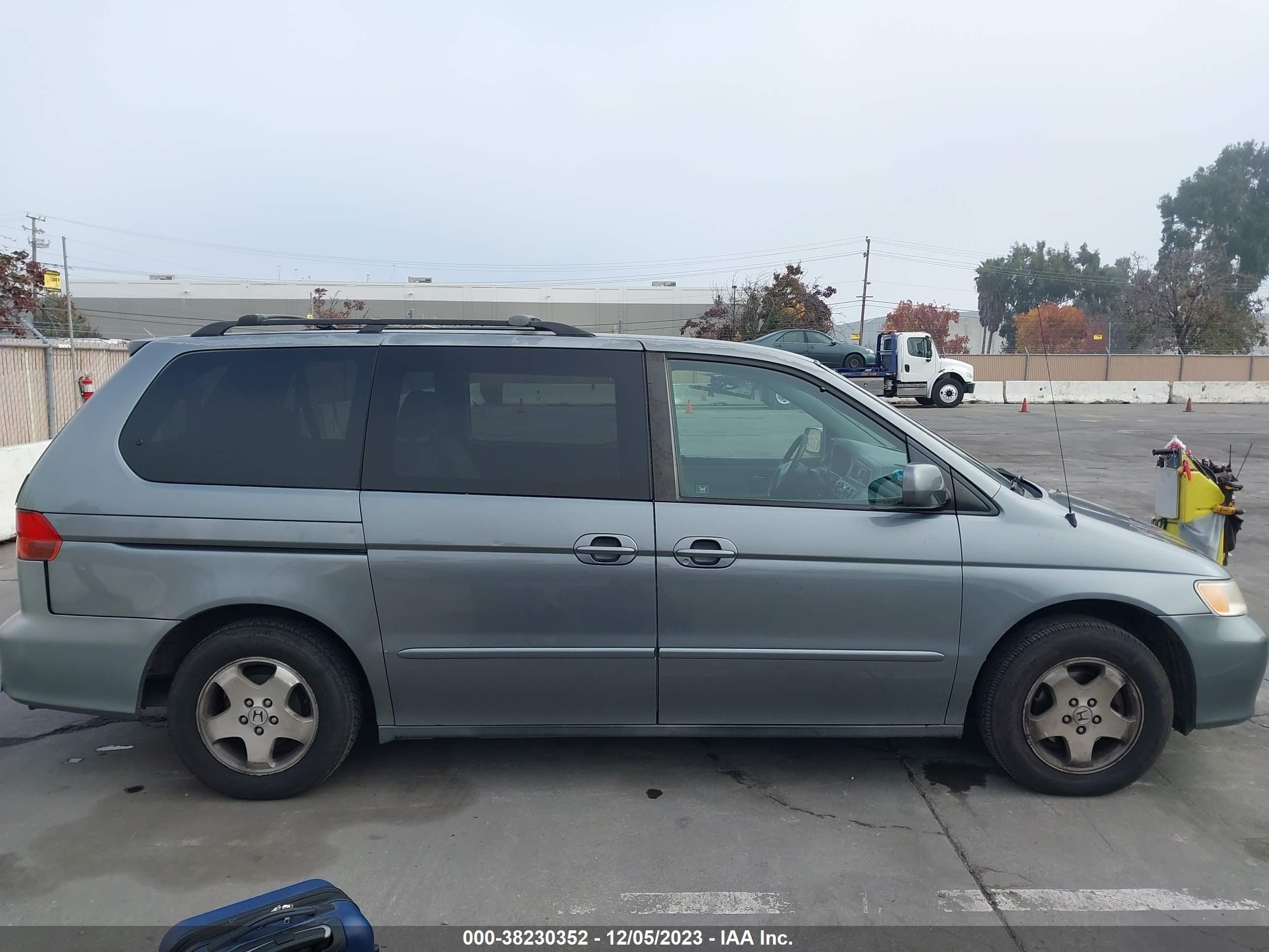 Photo 12 VIN: 2HKRL18691H604292 - HONDA ODYSSEY 