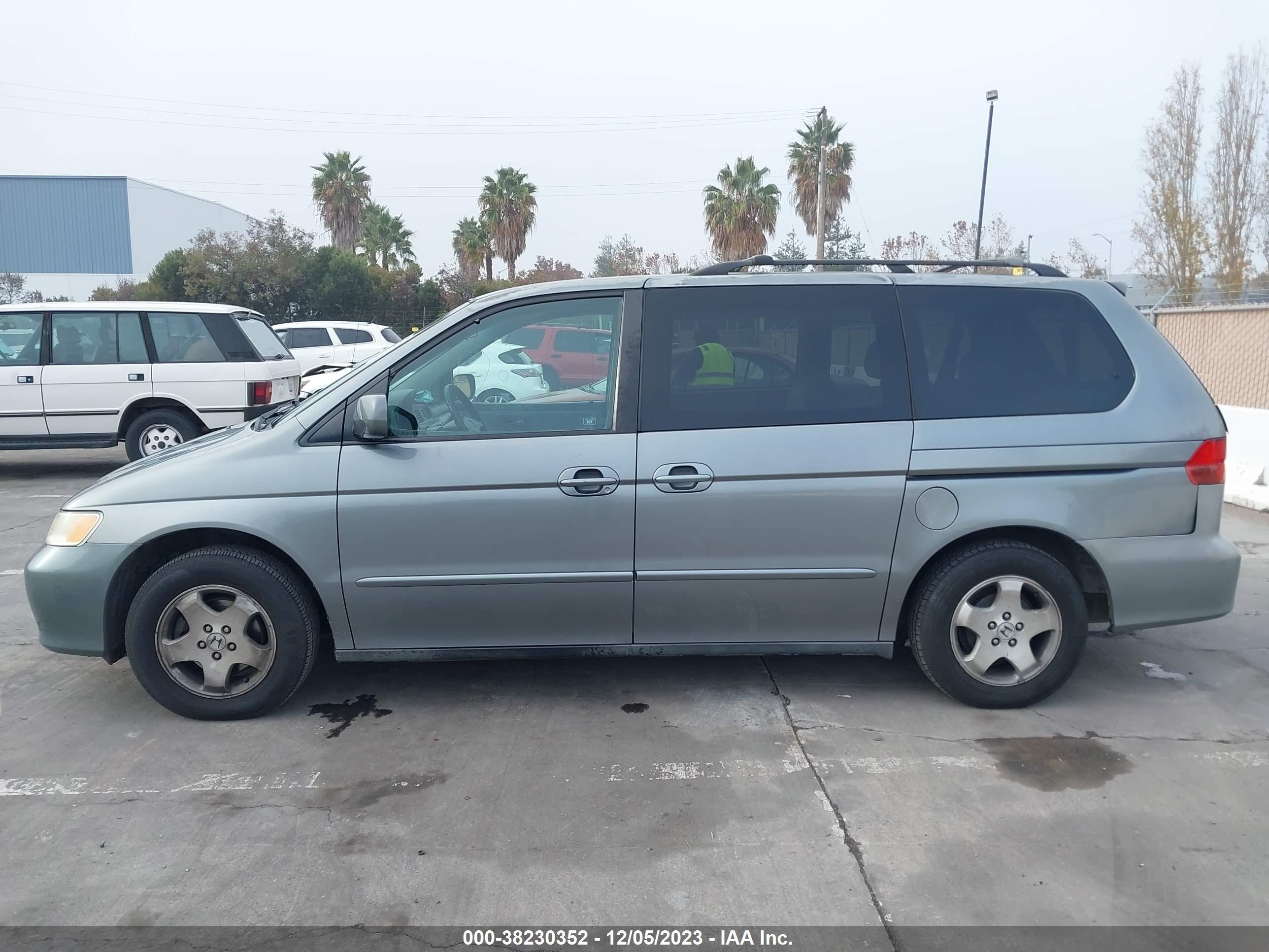 Photo 13 VIN: 2HKRL18691H604292 - HONDA ODYSSEY 