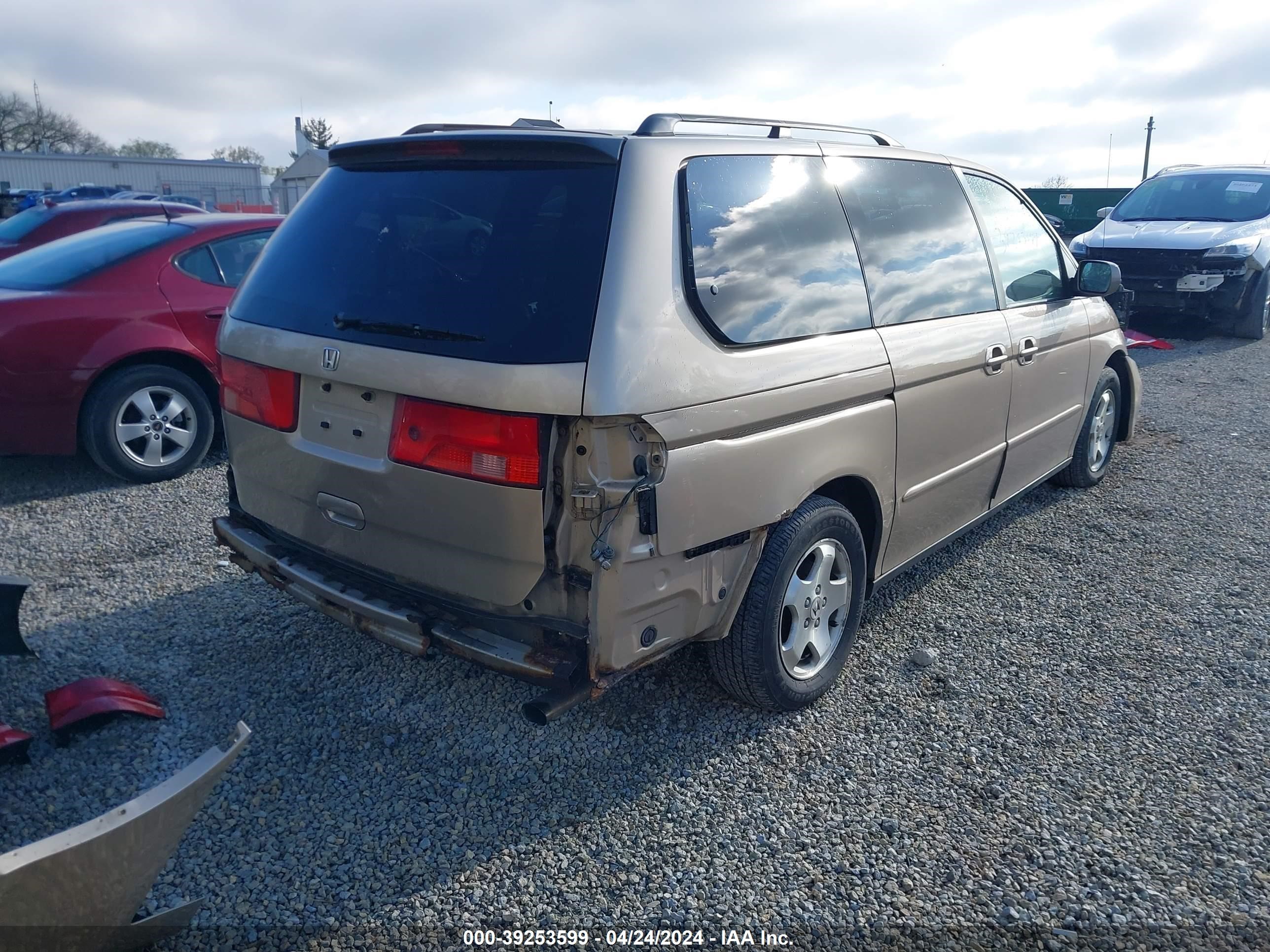 Photo 3 VIN: 2HKRL1869YH572678 - HONDA ODYSSEY 