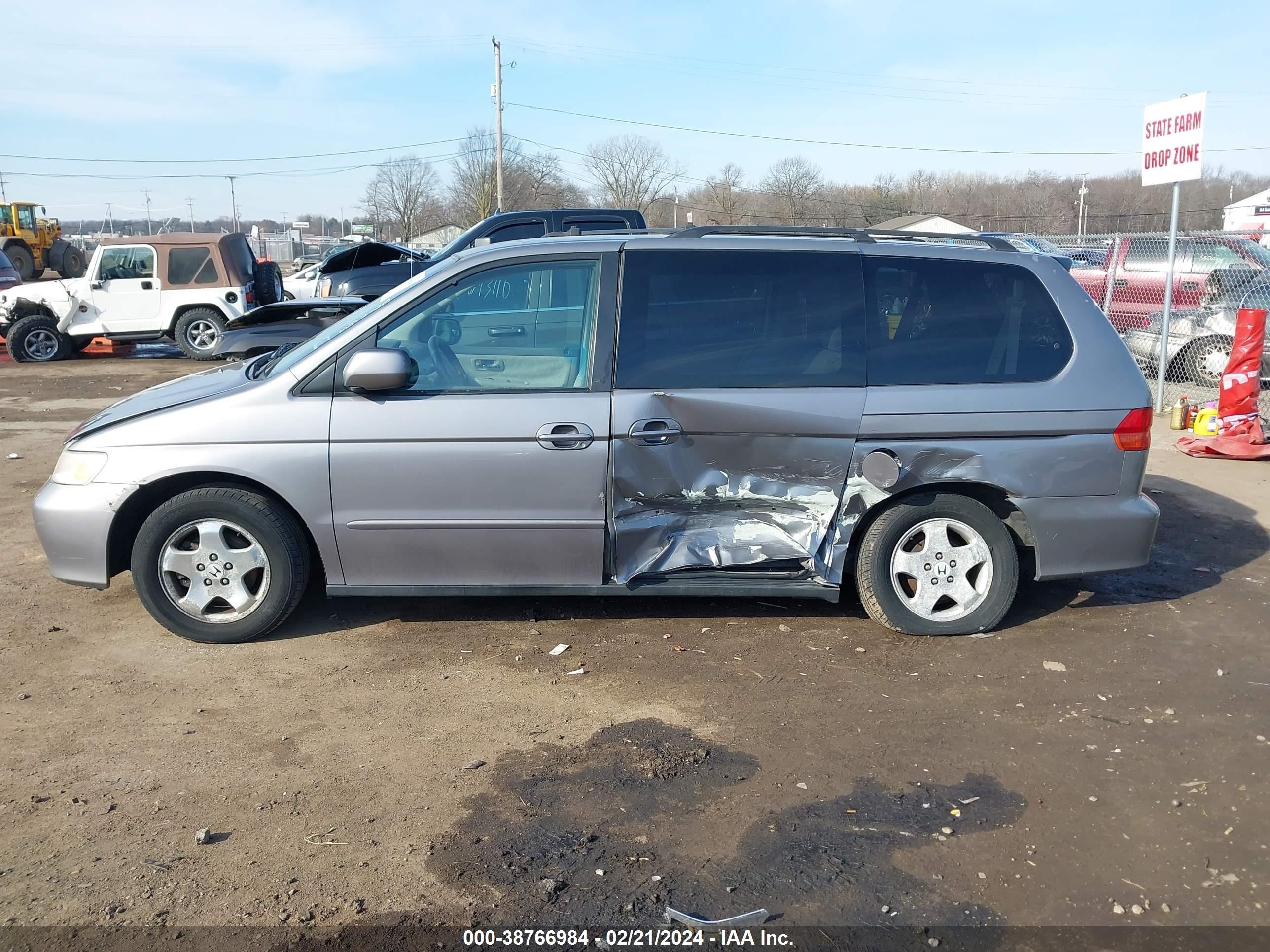 Photo 13 VIN: 2HKRL186XXH508292 - HONDA ODYSSEY 