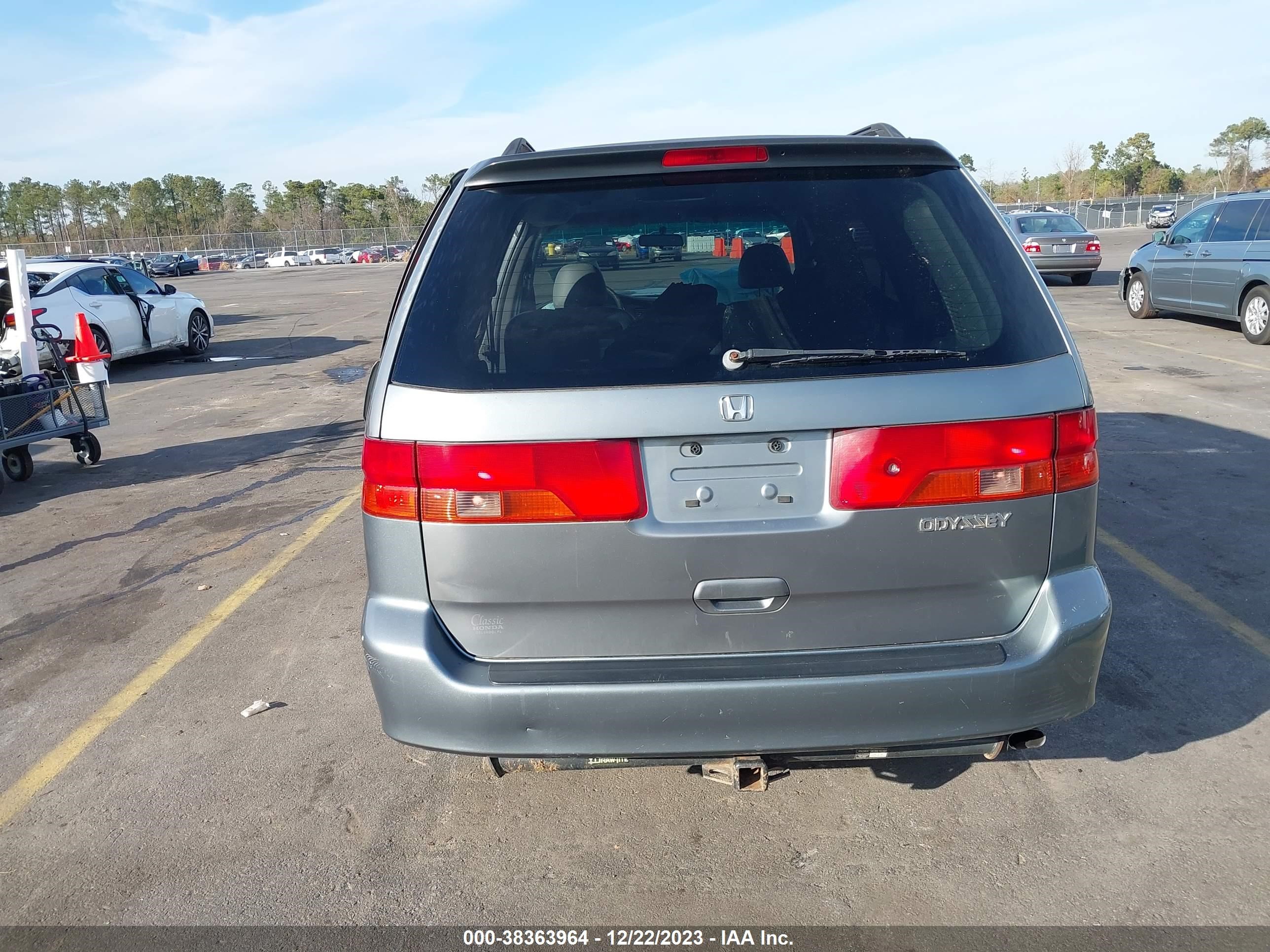 Photo 16 VIN: 2HKRL1876YH583291 - HONDA ODYSSEY 