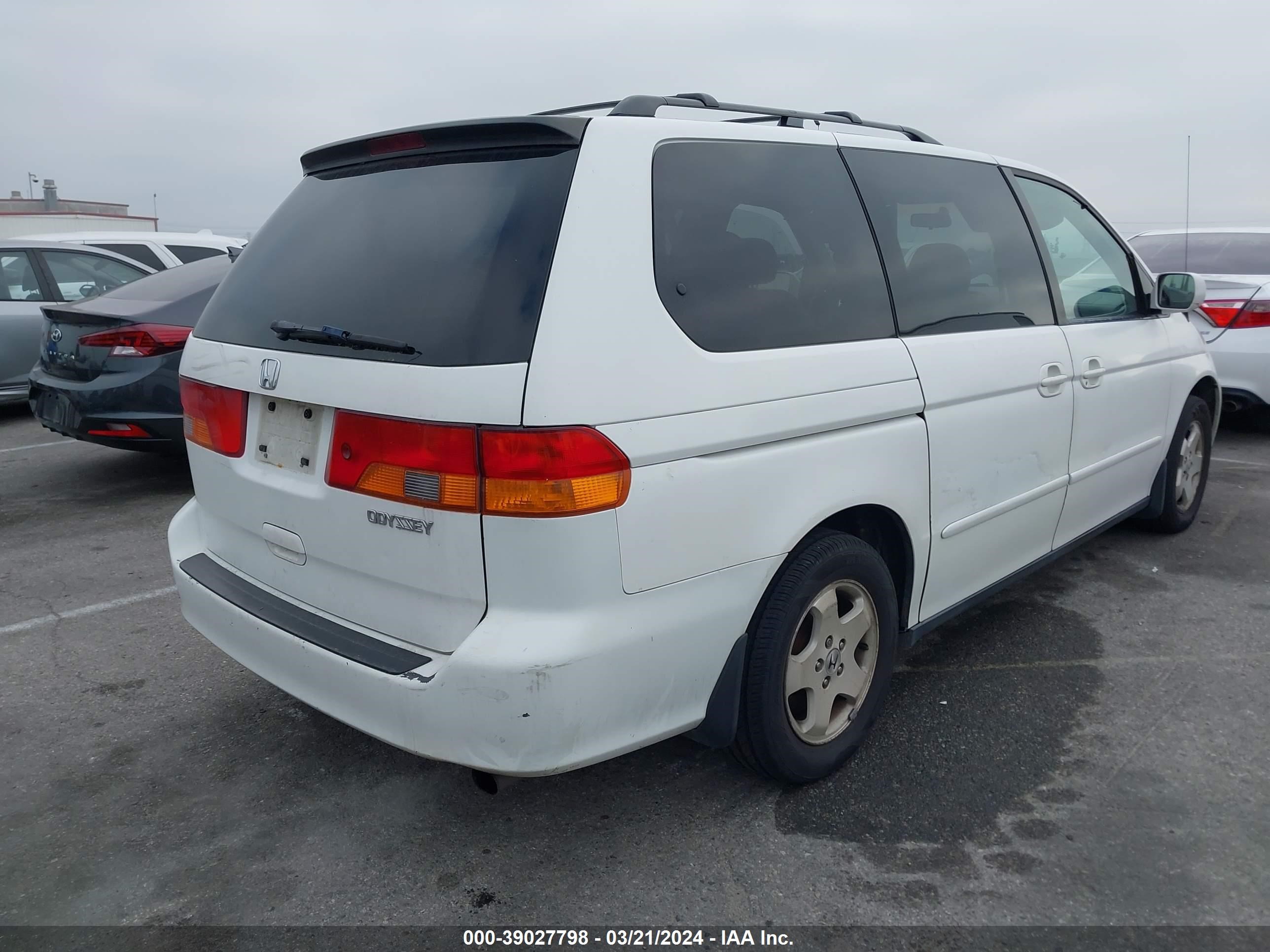 Photo 3 VIN: 2HKRL187X2H537678 - HONDA ODYSSEY 