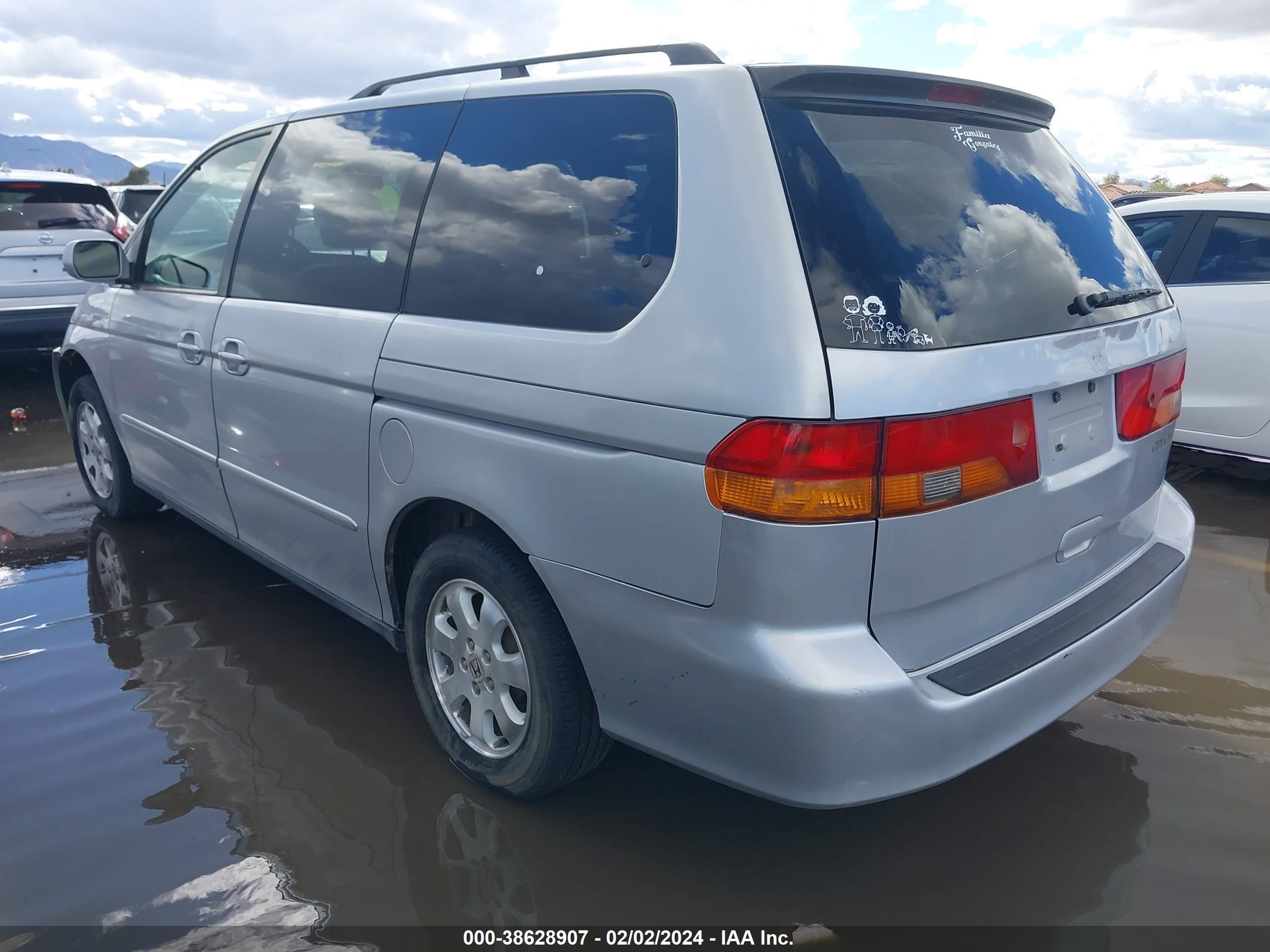 Photo 2 VIN: 2HKRL18982H521593 - HONDA ODYSSEY 