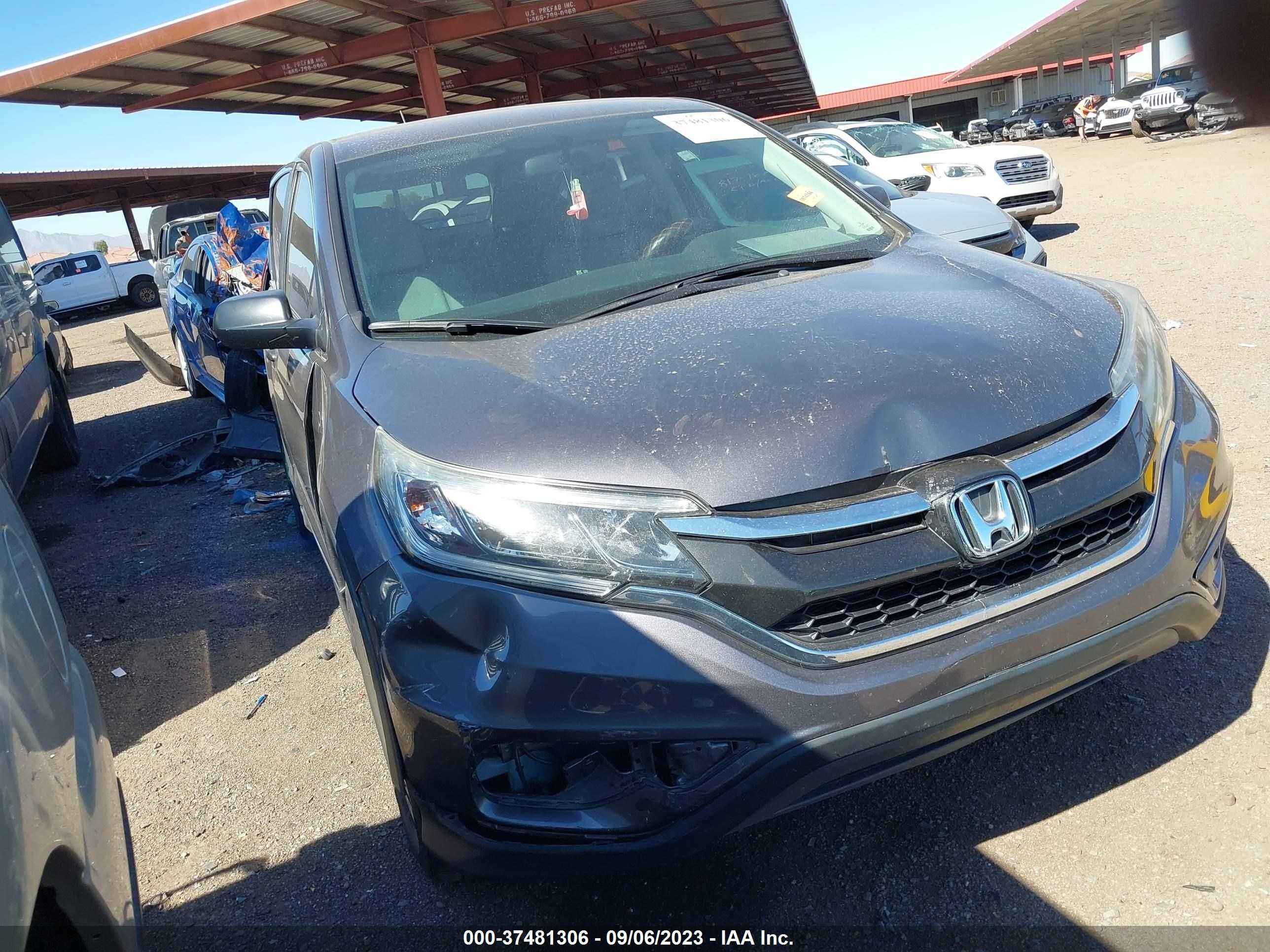 Photo 0 VIN: 2HKRM3H42GH558627 - HONDA CR-V 