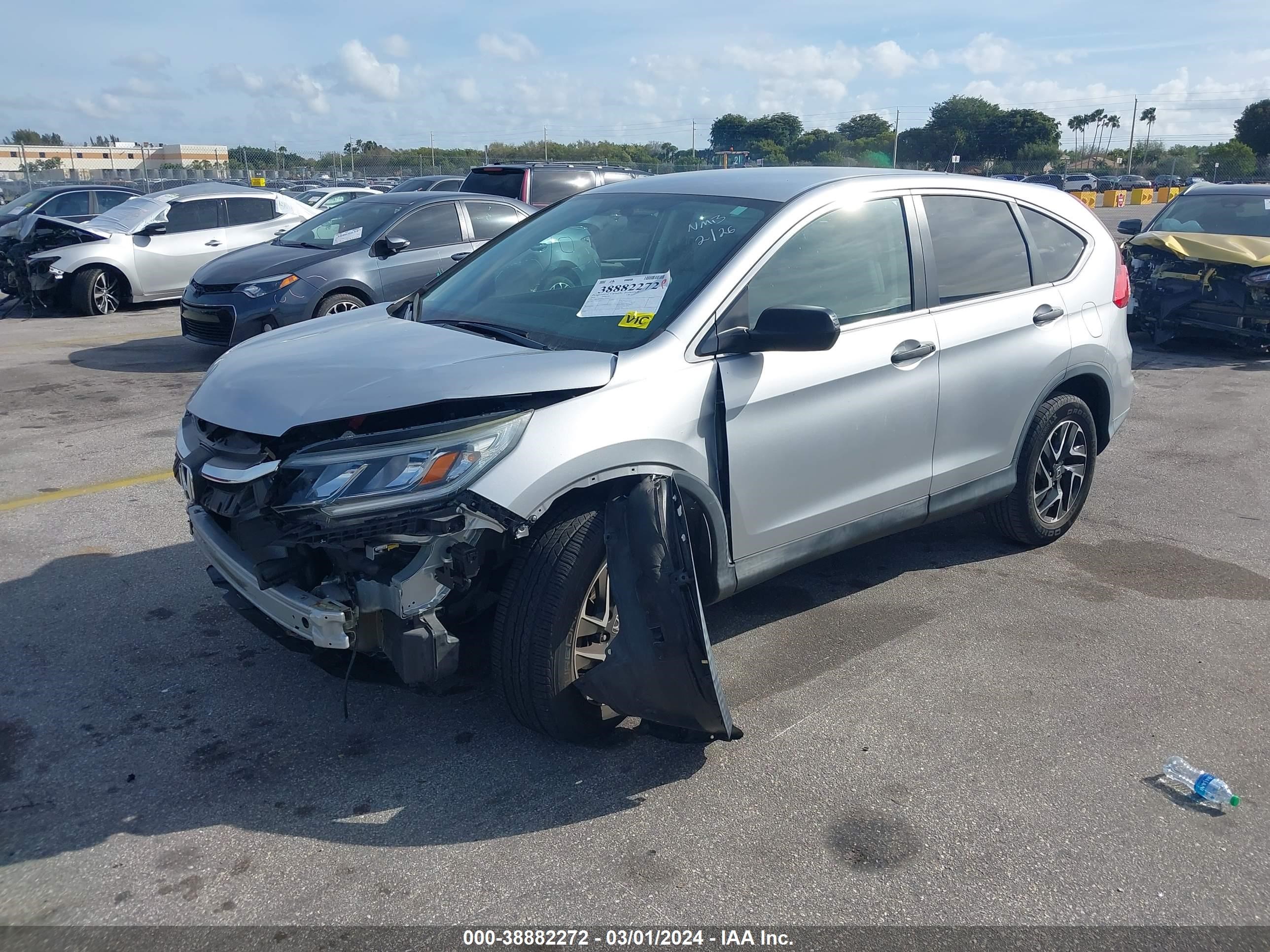 Photo 1 VIN: 2HKRM3H43GH510473 - HONDA CR-V 