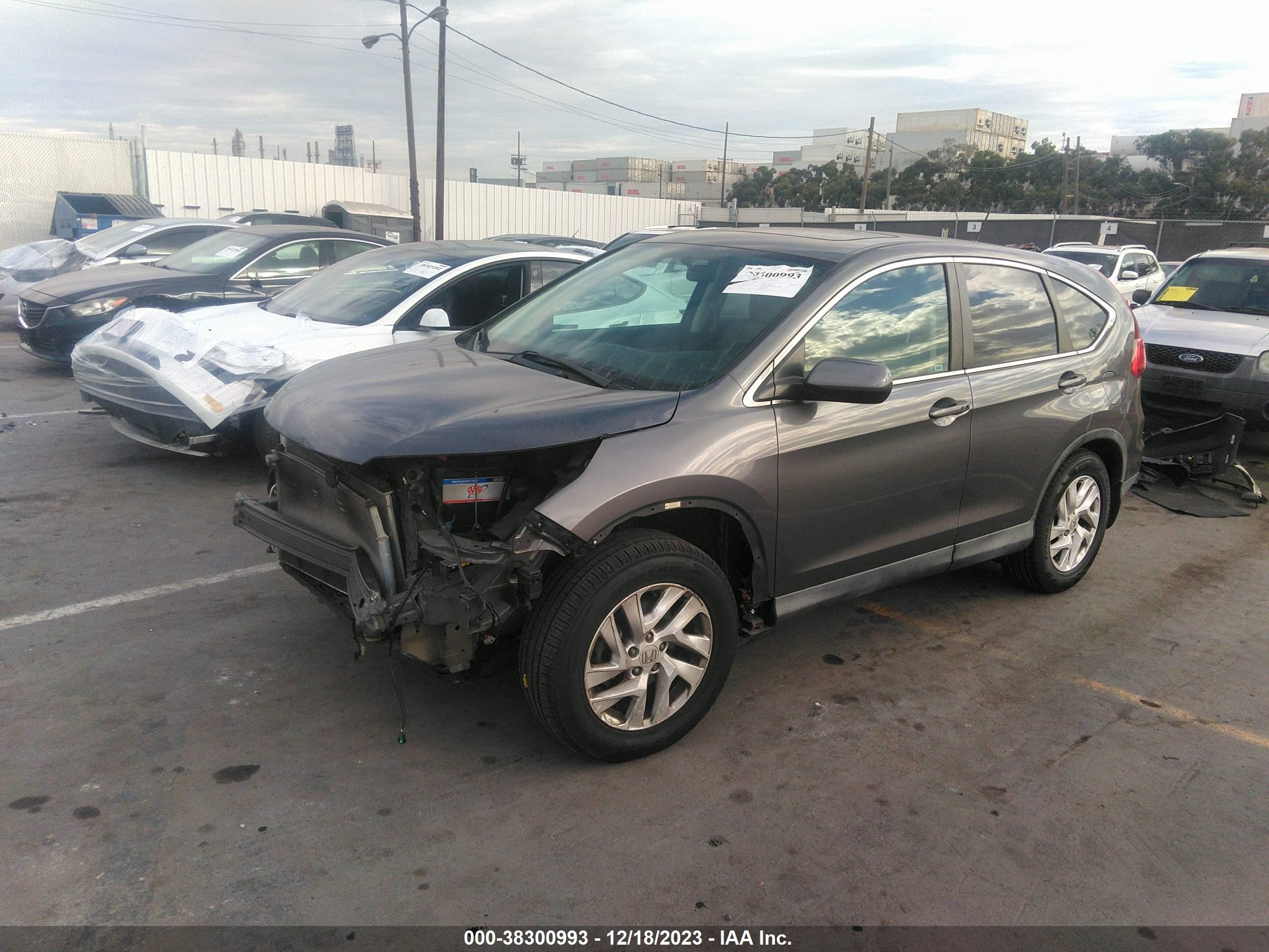 Photo 1 VIN: 2HKRM3H50FH544412 - HONDA CR-V 