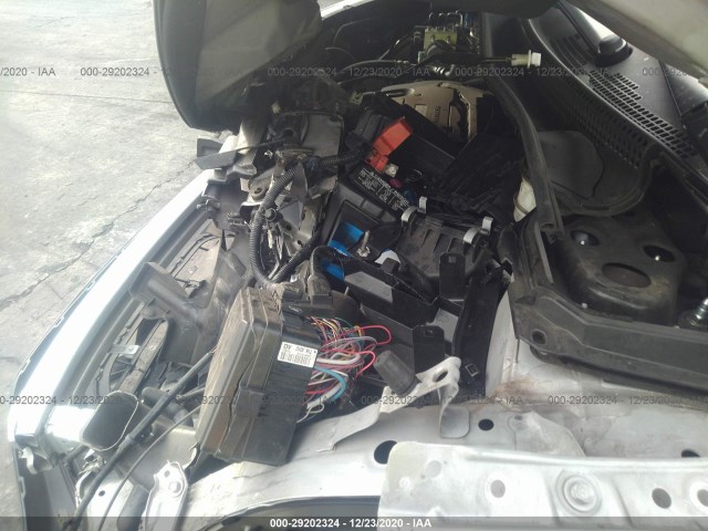 Photo 9 VIN: 2HKRM3H50GH567478 - HONDA CR-V 