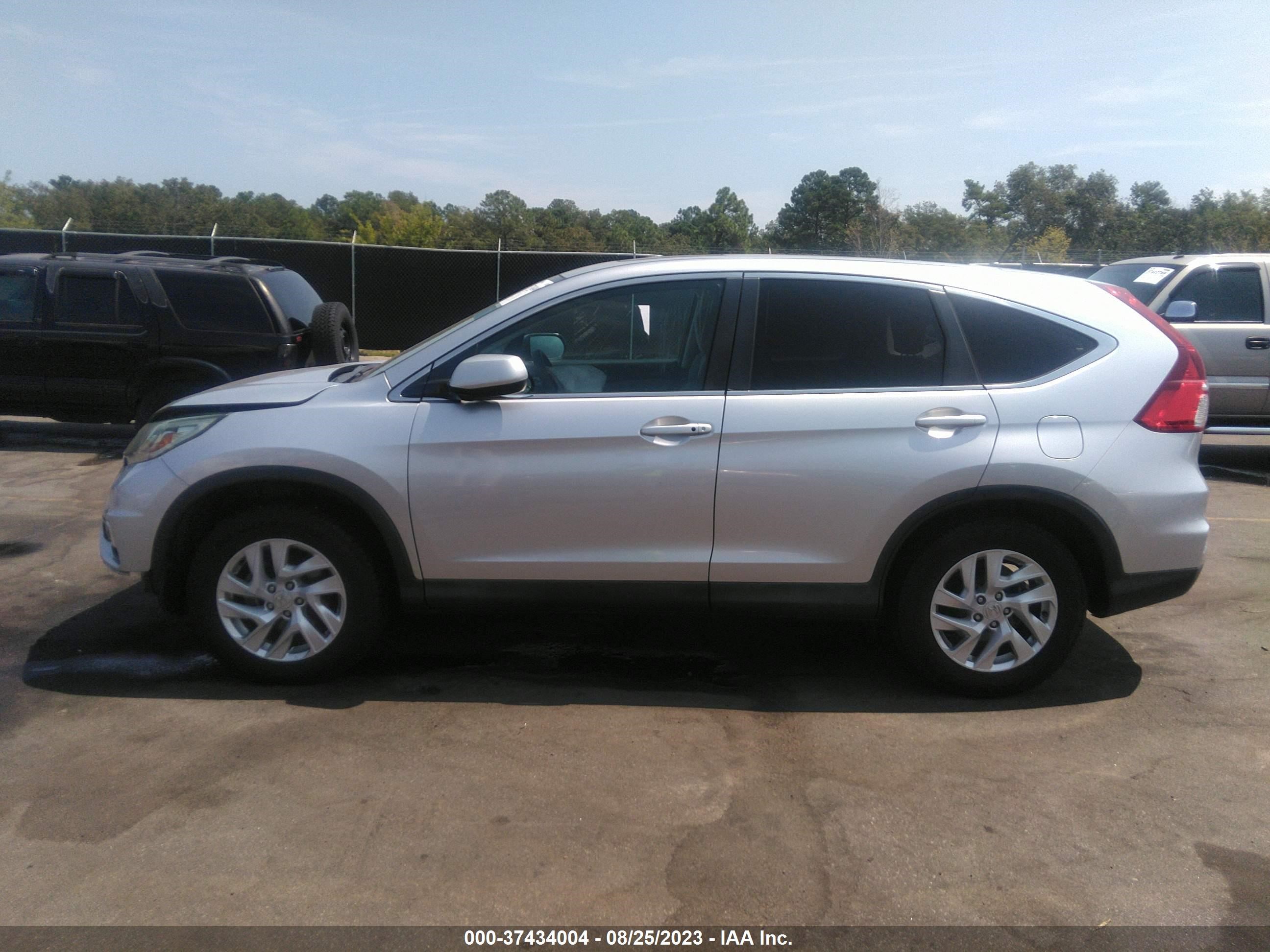 Photo 13 VIN: 2HKRM3H51FH545374 - HONDA CR-V 