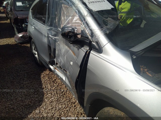 Photo 5 VIN: 2HKRM3H56FH552479 - HONDA CR-V 