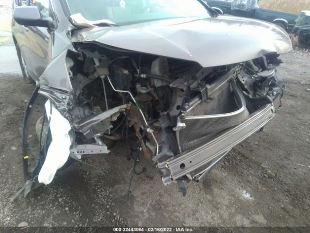 Photo 5 VIN: 2HKRM3H58EH544284 - HONDA CR-V 