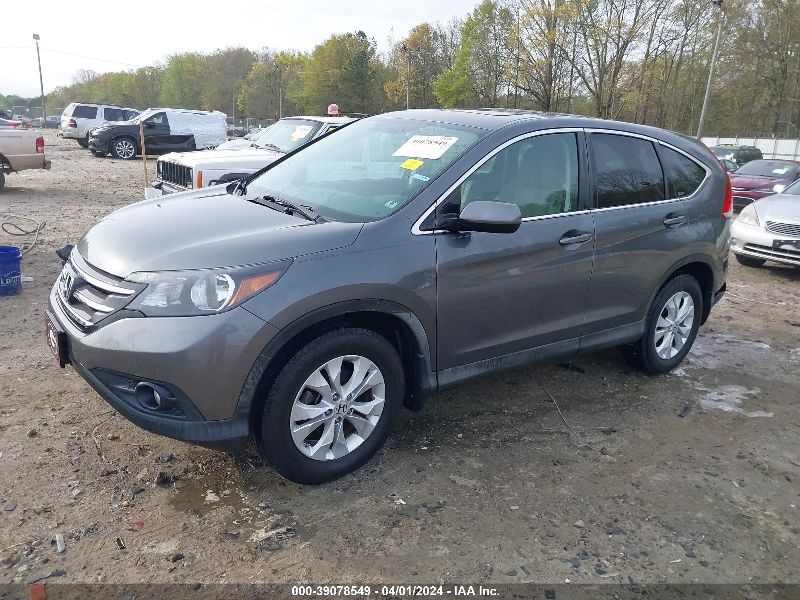 Photo 1 VIN: 2HKRM3H5XCH506178 - HONDA CR-V 