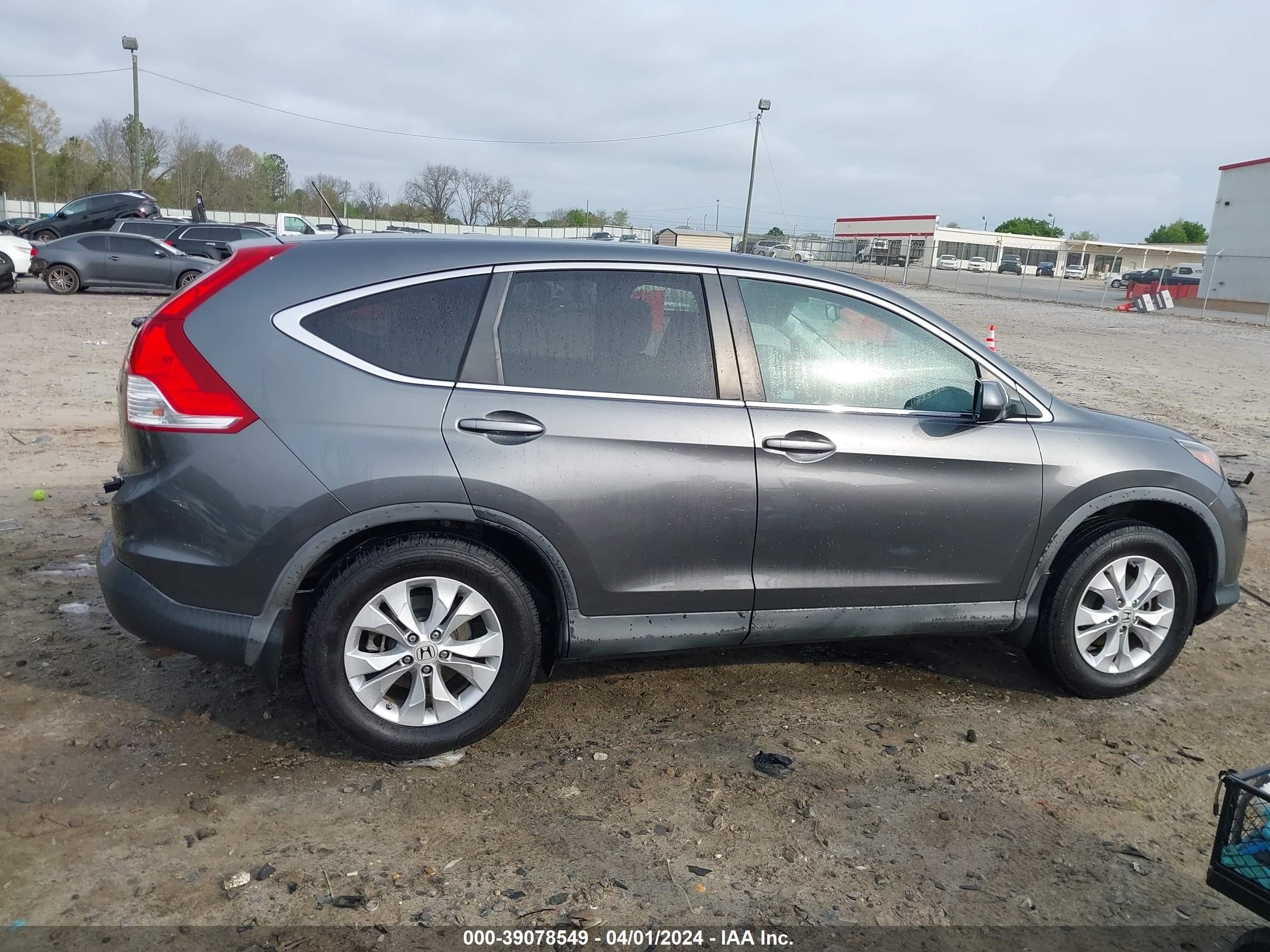 Photo 13 VIN: 2HKRM3H5XCH506178 - HONDA CR-V 