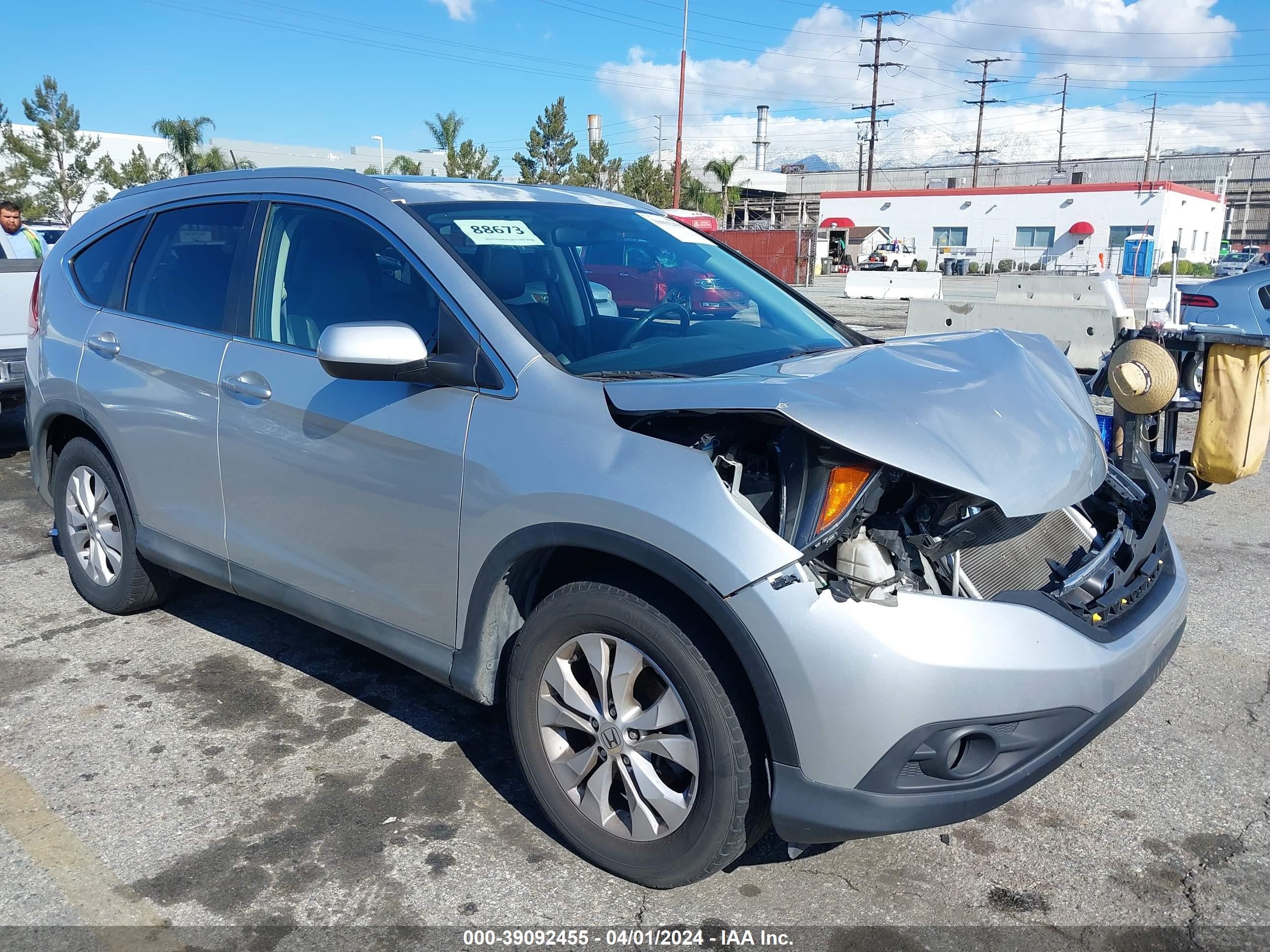 Photo 0 VIN: 2HKRM3H76DH508125 - HONDA CR-V 