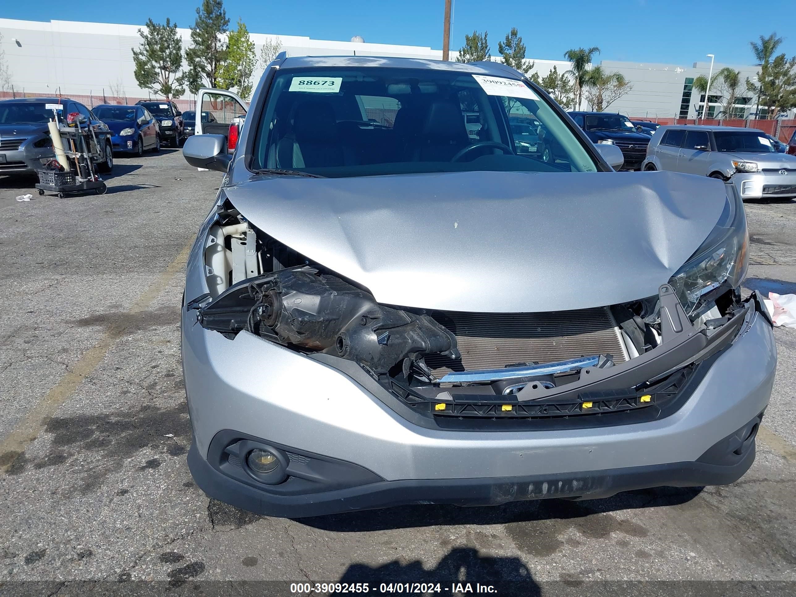 Photo 5 VIN: 2HKRM3H76DH508125 - HONDA CR-V 