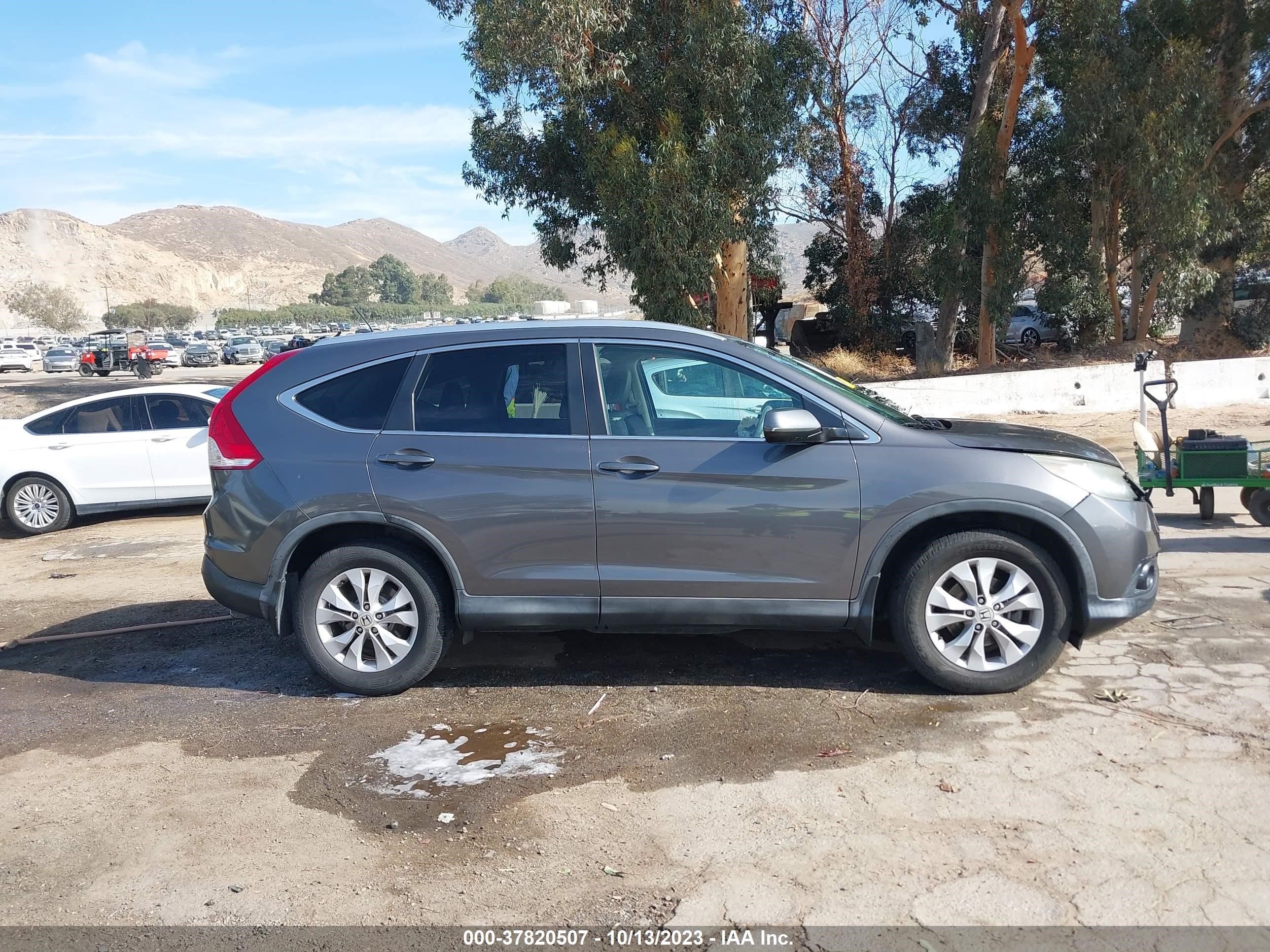 Photo 11 VIN: 2HKRM3H76EH524617 - HONDA CR-V 