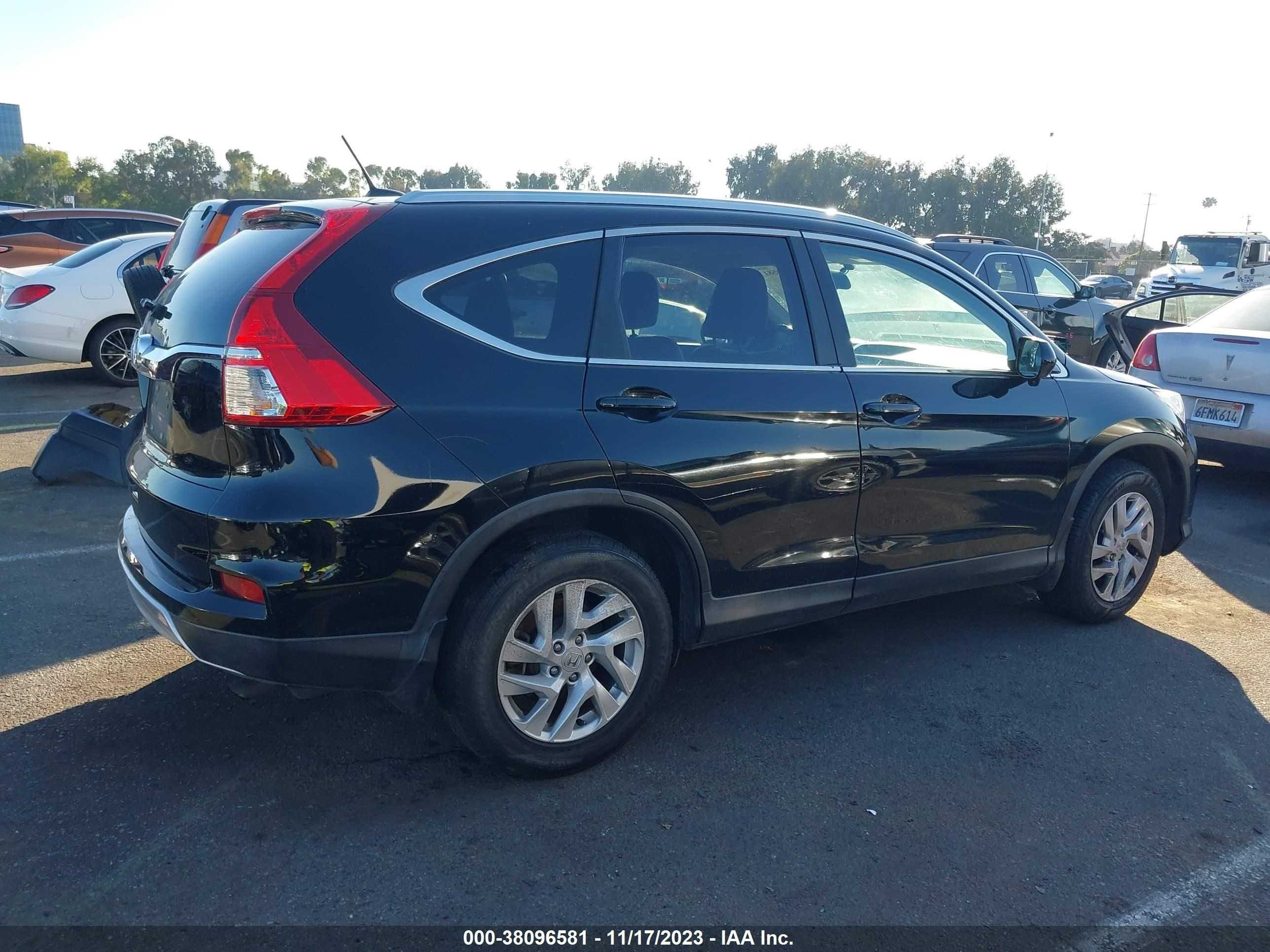 Photo 12 VIN: 2HKRM3H77FH547924 - HONDA CR-V 