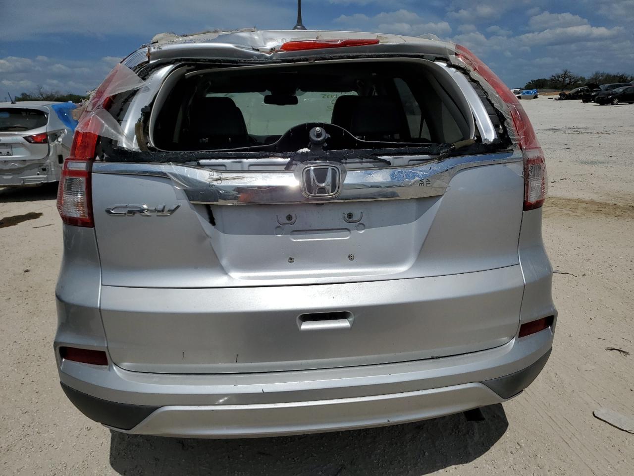 Photo 5 VIN: 2HKRM3H78FH511532 - HONDA CR-V 