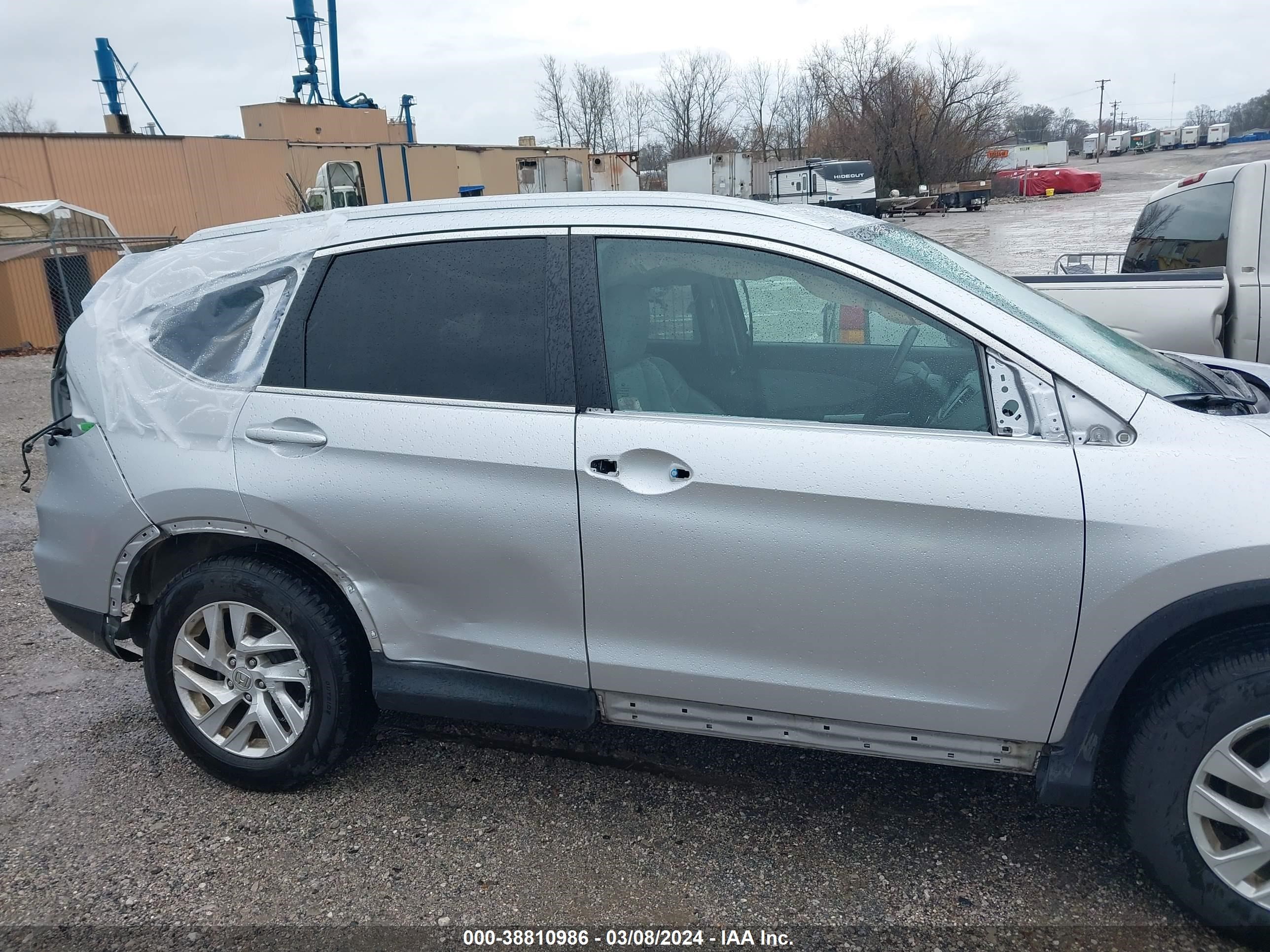 Photo 5 VIN: 2HKRM3H78GH519700 - HONDA CR-V 