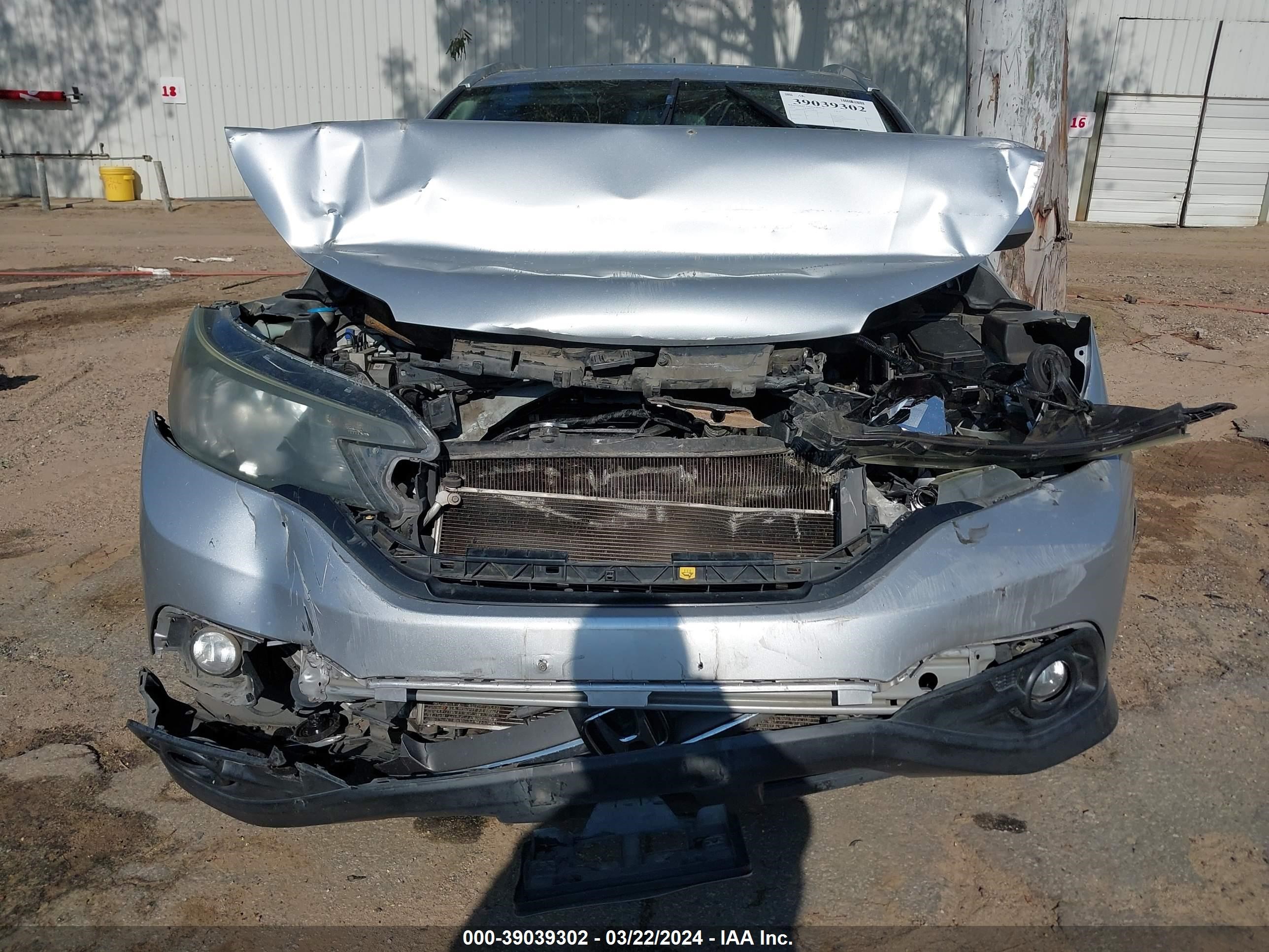 Photo 12 VIN: 2HKRM3H7XEH534549 - HONDA CR-V 