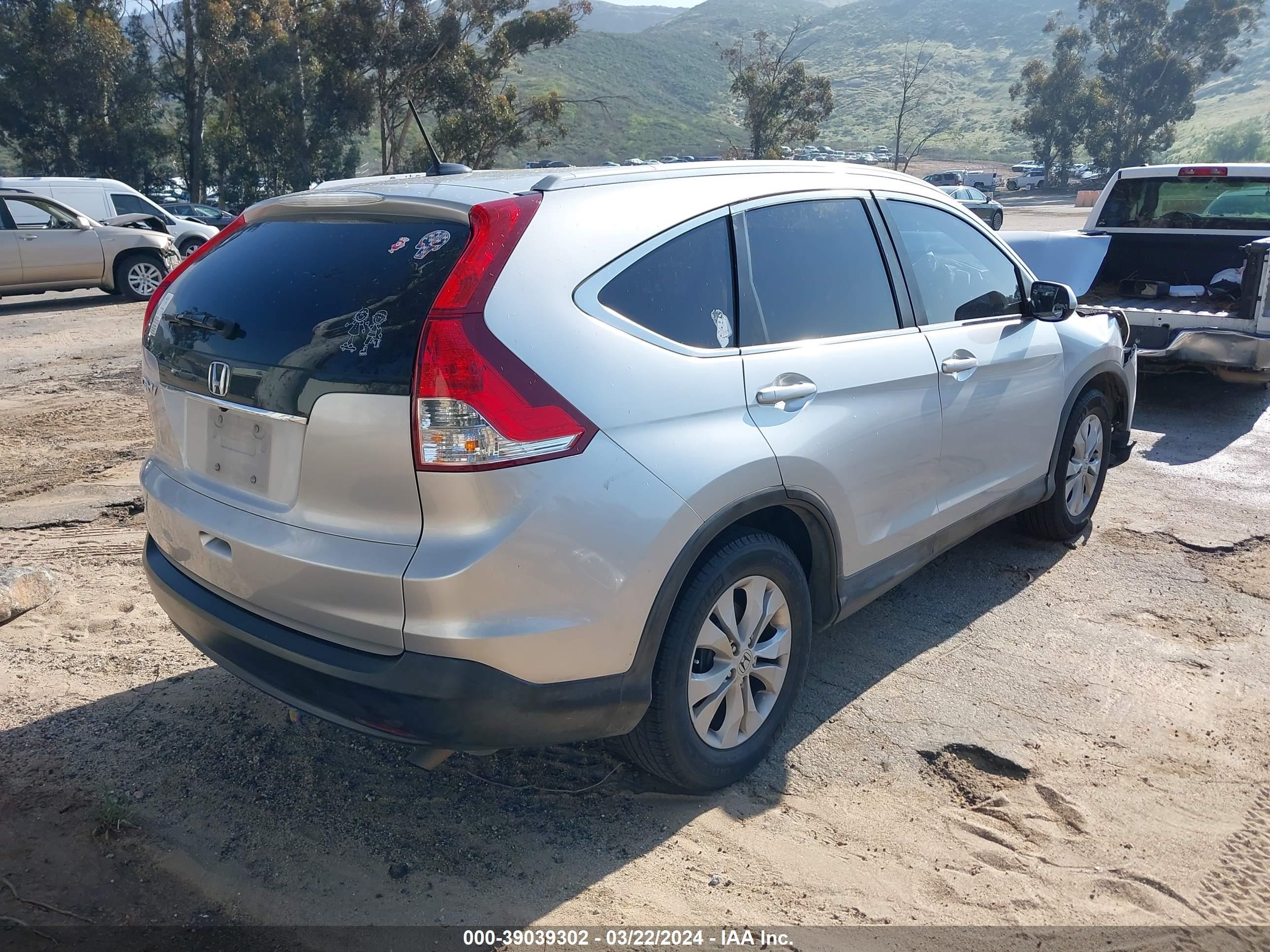 Photo 3 VIN: 2HKRM3H7XEH534549 - HONDA CR-V 