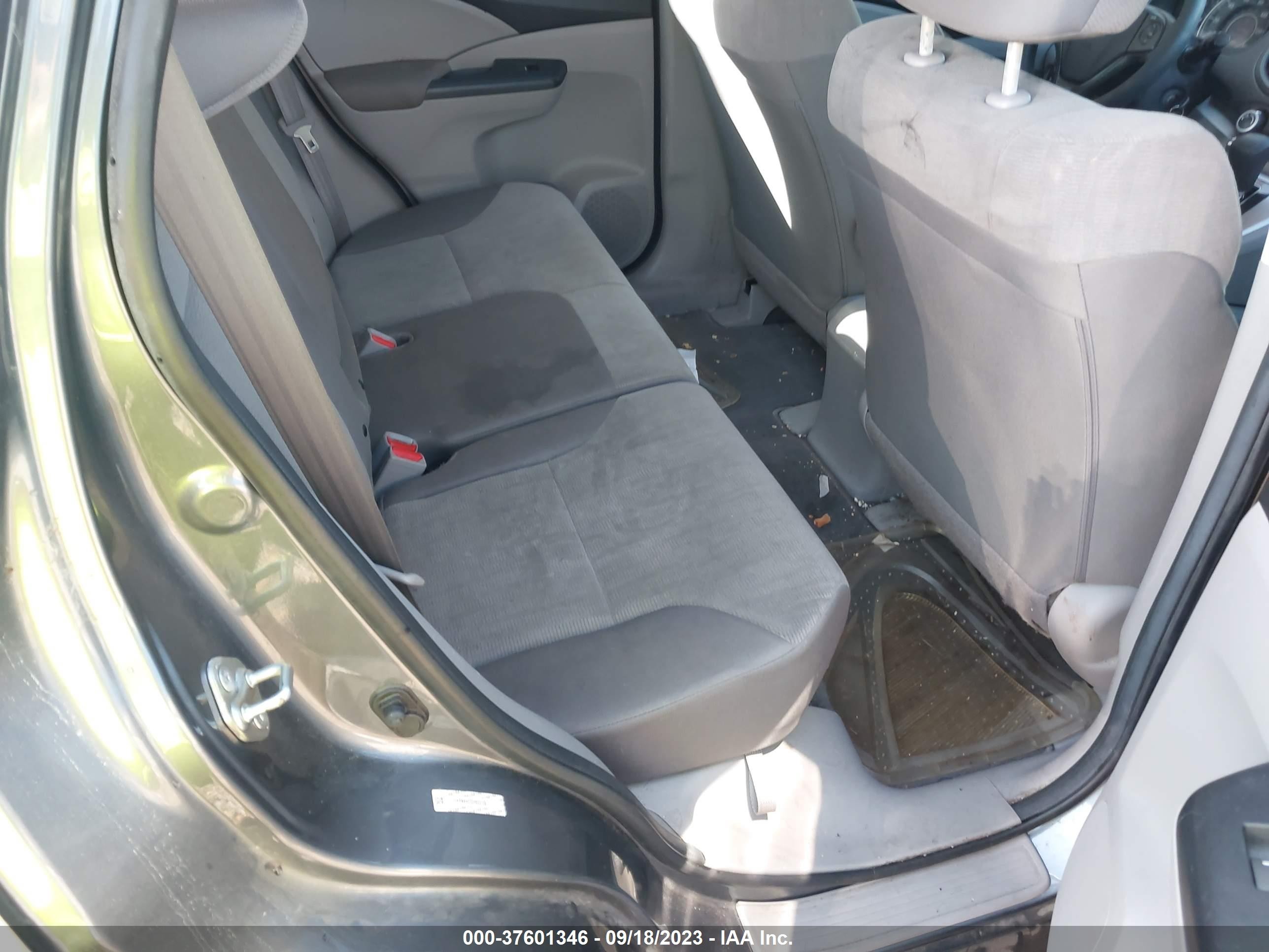 Photo 7 VIN: 2HKRM4H33DH620139 - HONDA CR-V 