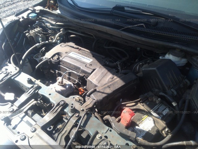 Photo 9 VIN: 2HKRM4H35FH702702 - HONDA CR-V 