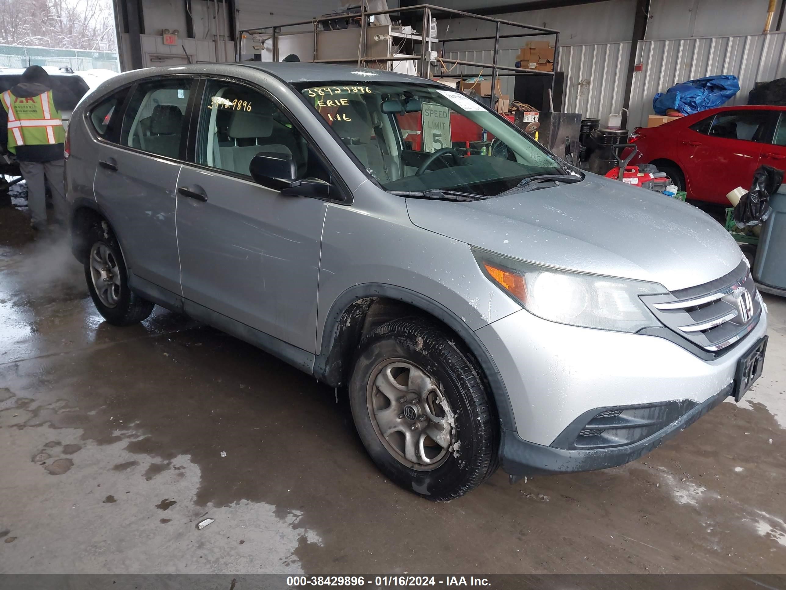 Photo 0 VIN: 2HKRM4H36EH684127 - HONDA CR-V 