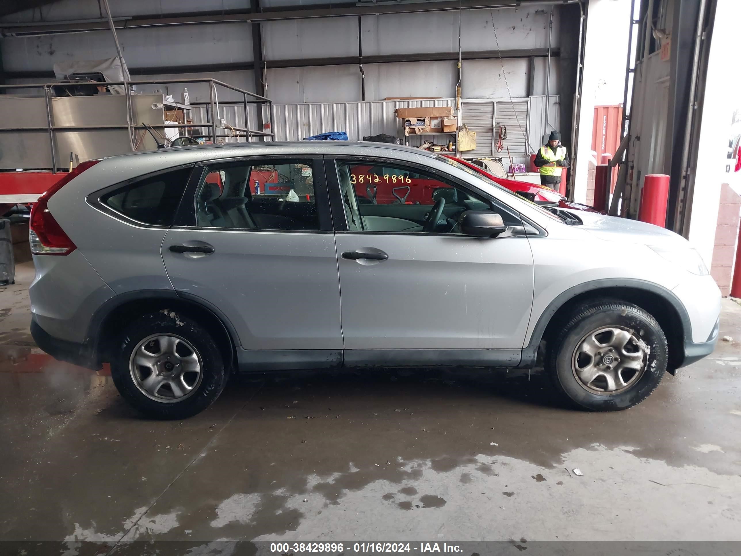 Photo 13 VIN: 2HKRM4H36EH684127 - HONDA CR-V 