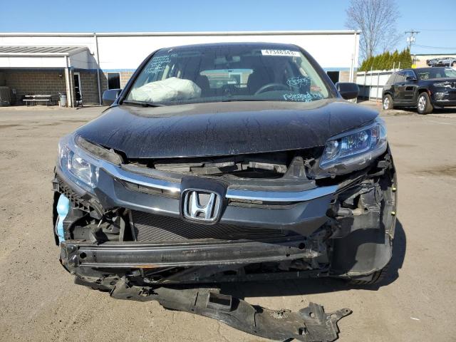 Photo 4 VIN: 2HKRM4H3XGH669844 - HONDA CR-V LX 