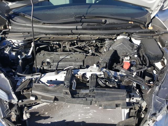 Photo 6 VIN: 2HKRM4H43GH689877 - HONDA CR-V SE 