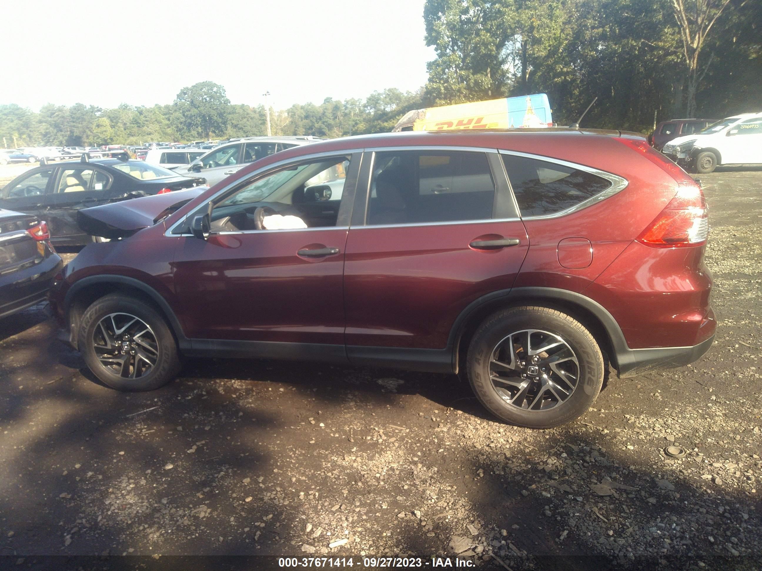 Photo 13 VIN: 2HKRM4H48GH641467 - HONDA CR-V 