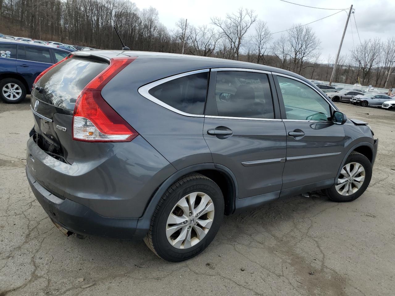 Photo 2 VIN: 2HKRM4H50DH673804 - HONDA CR-V 